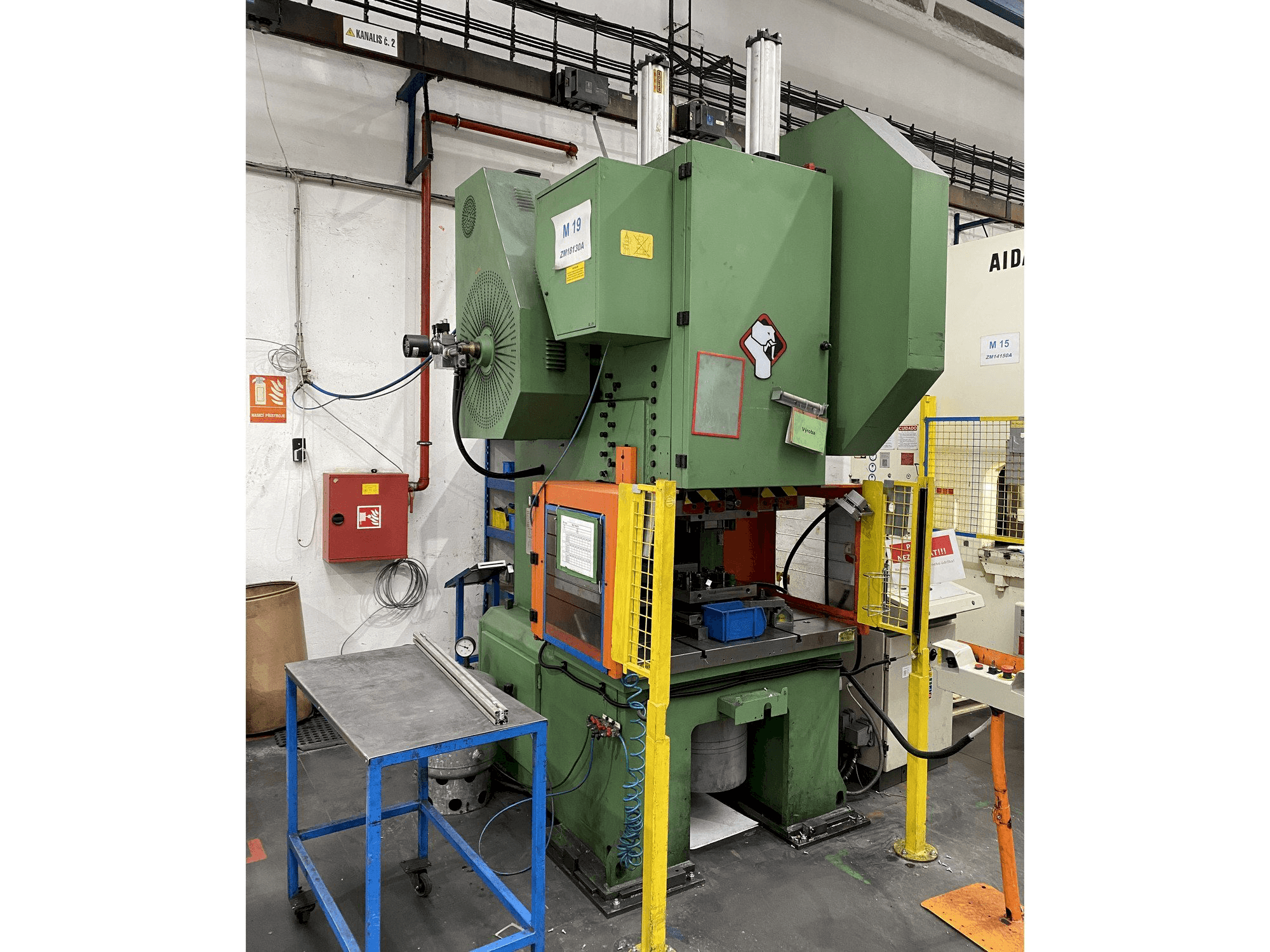 Frontansicht der SANGIACOMO T 130R CE Maschine