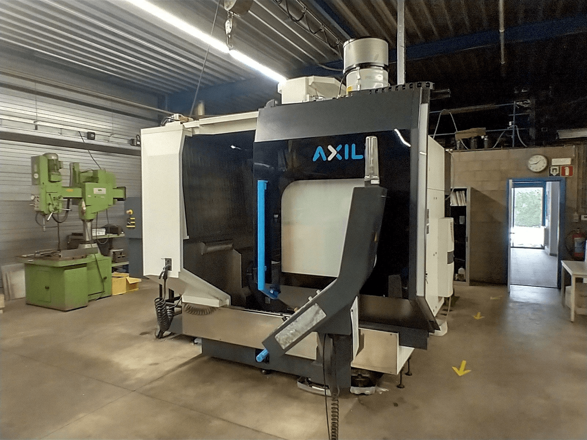 Frontansicht der AXILE G6 Compact Maschine
