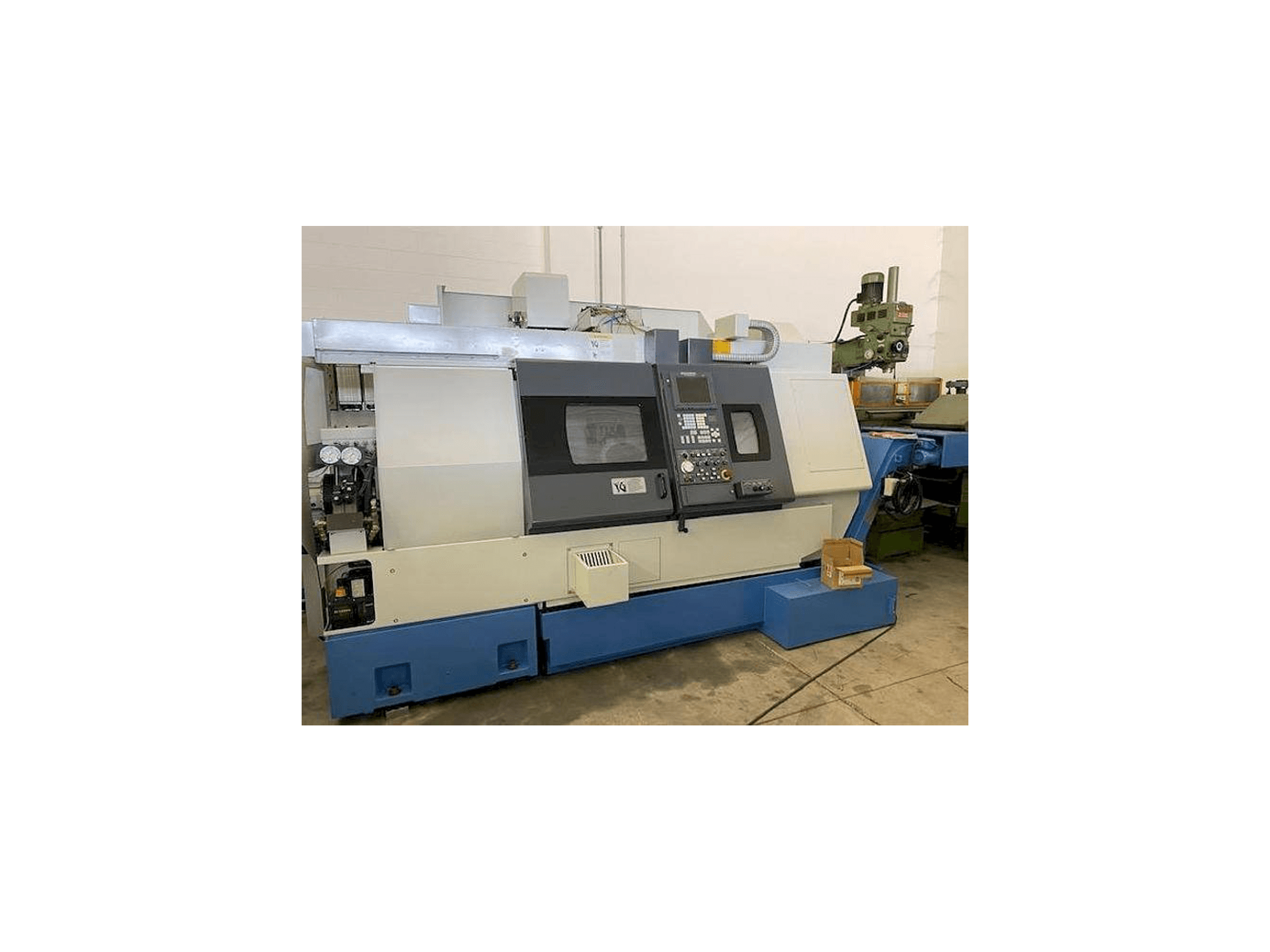Frontansicht der Mazak INTEGREX 200 SY Maschine