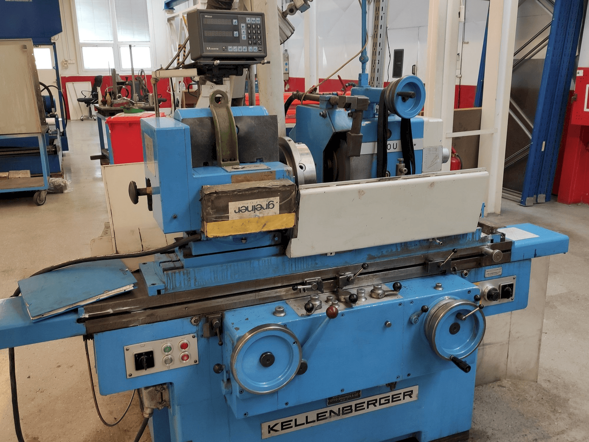 Frontansicht der KELLENBERGER 600U Maschine