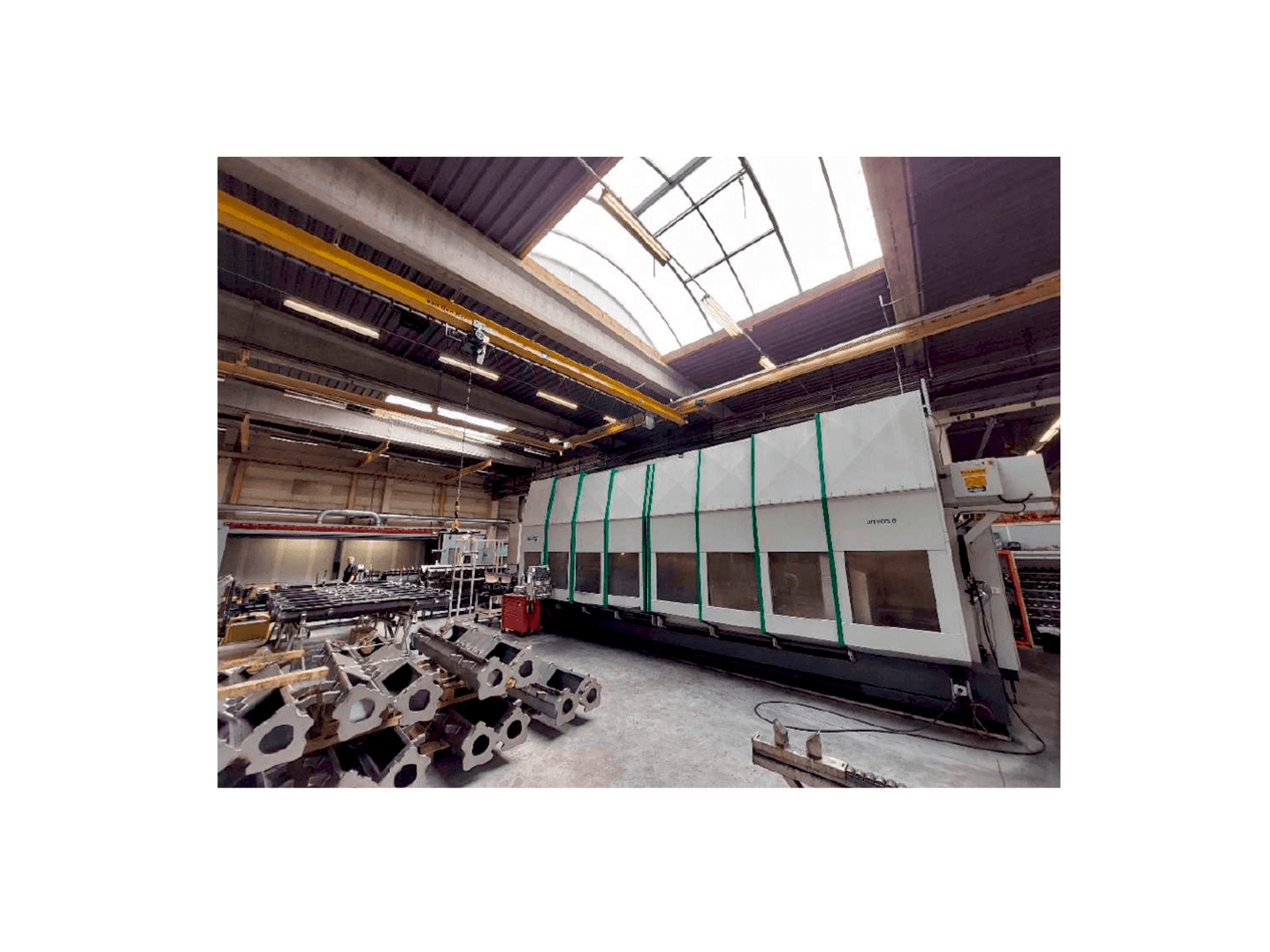 Frontansicht der Unisign Univers 6 Maschine