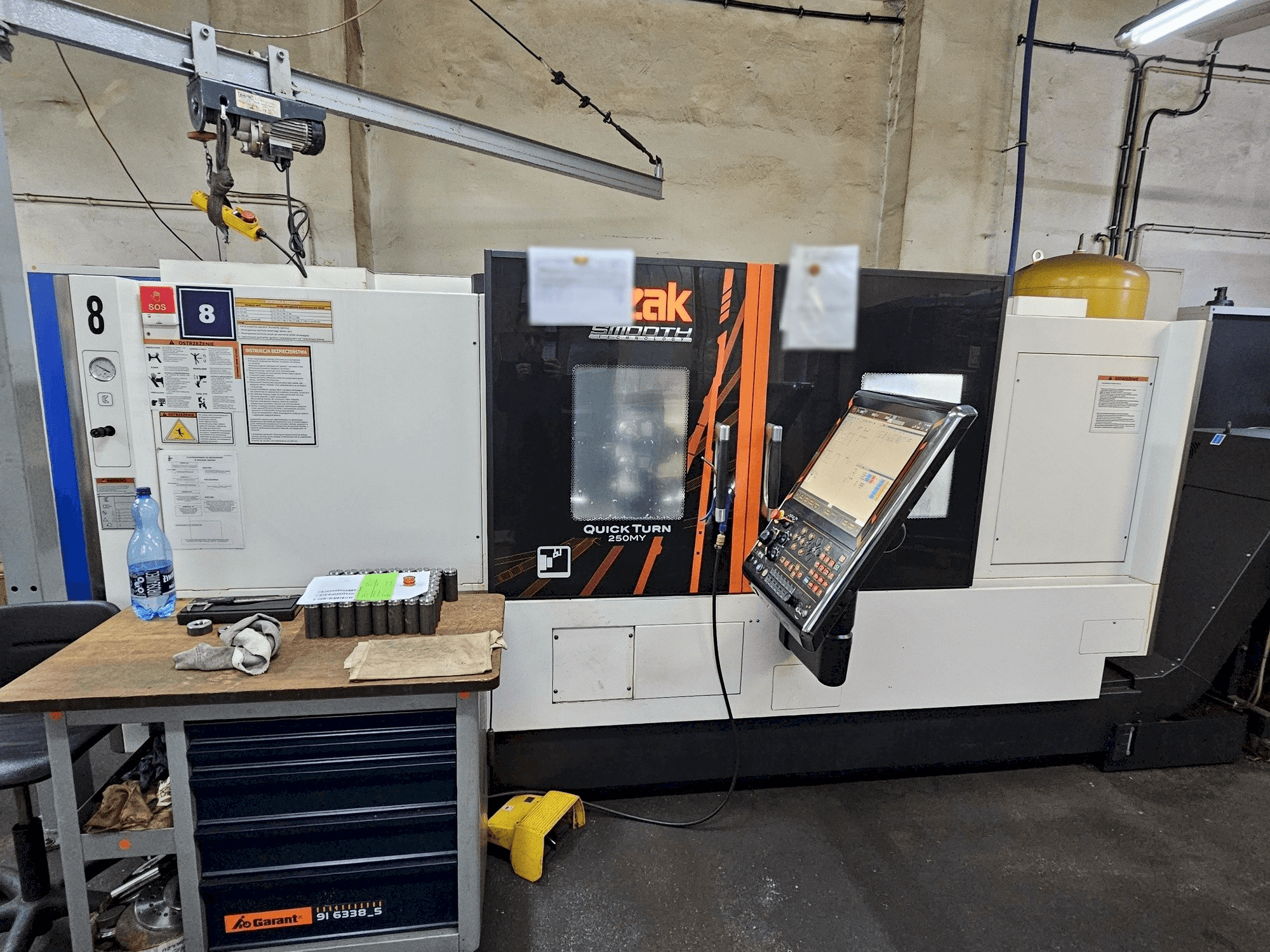 Frontansicht der Mazak QUICK TURN SMOOTH 250MY Maschine