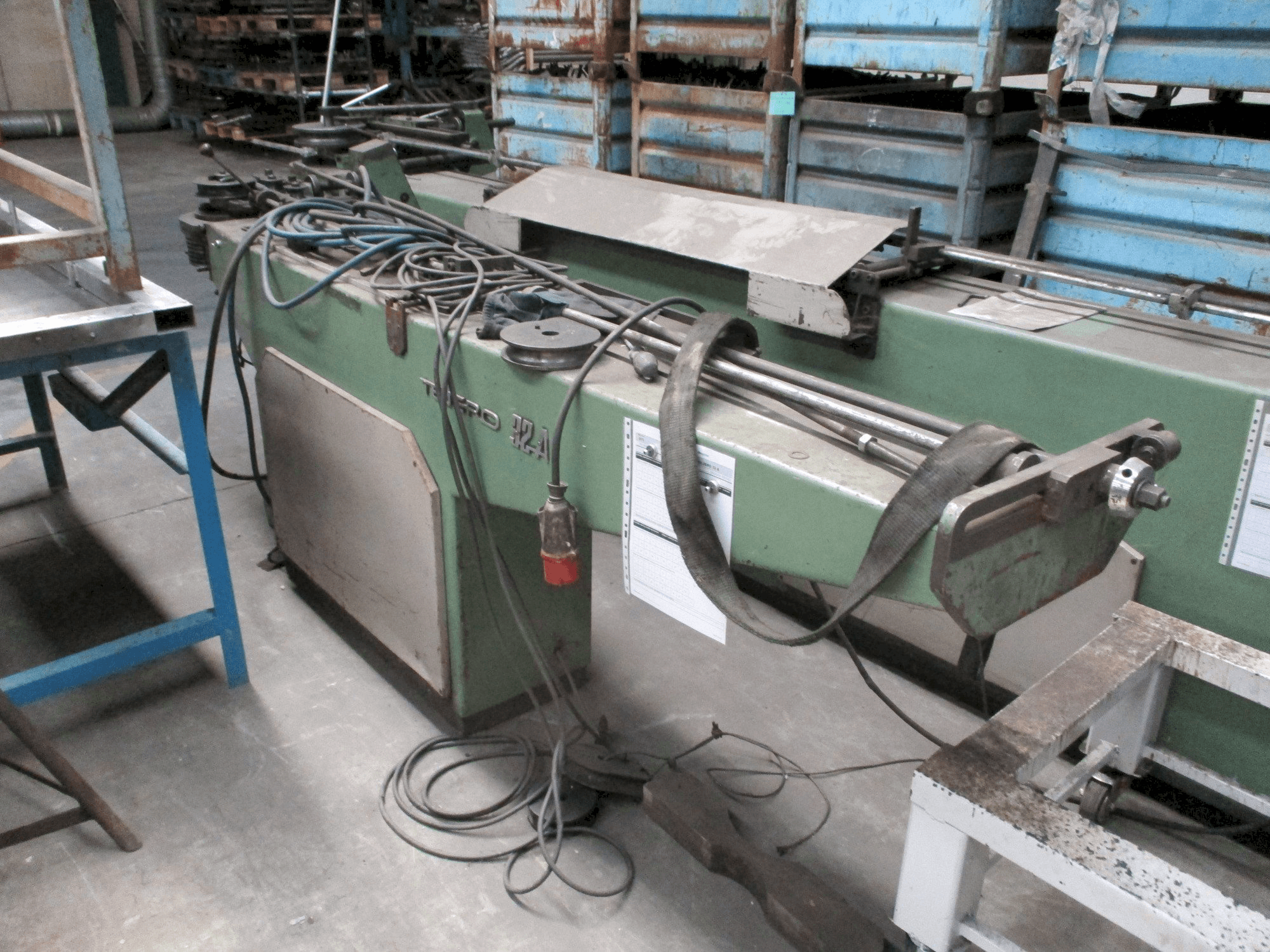 Frontansicht der Tejero C 32 Maschine