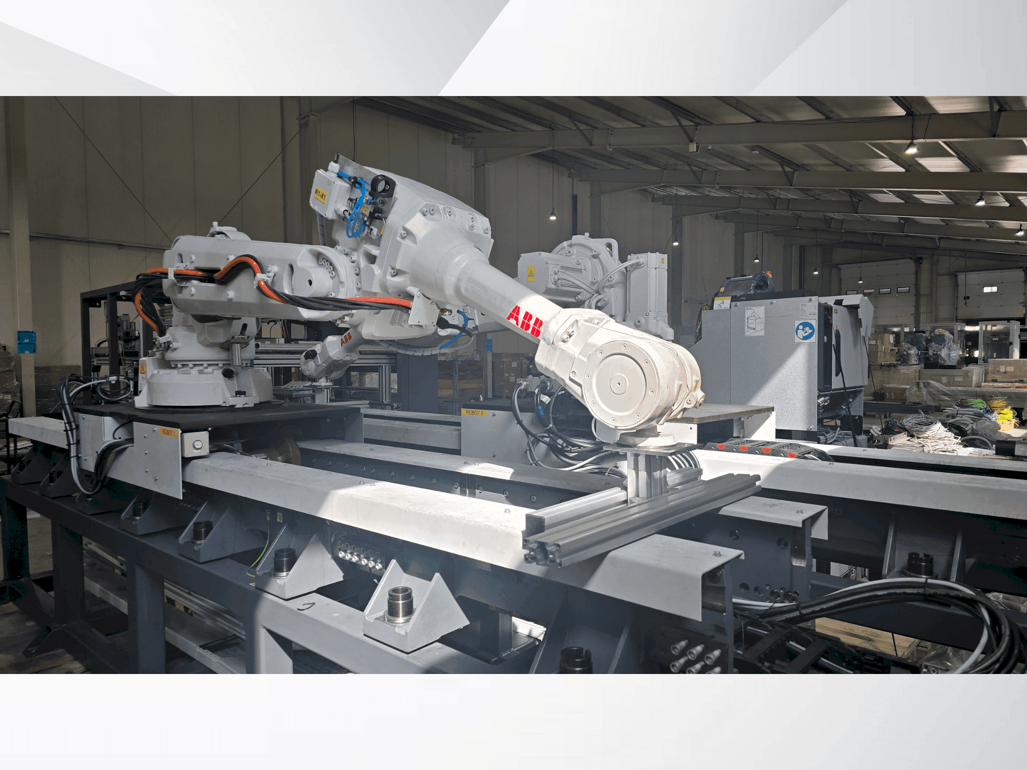 Frontansicht der ABB IRB 4600-60/2.05 Maschine