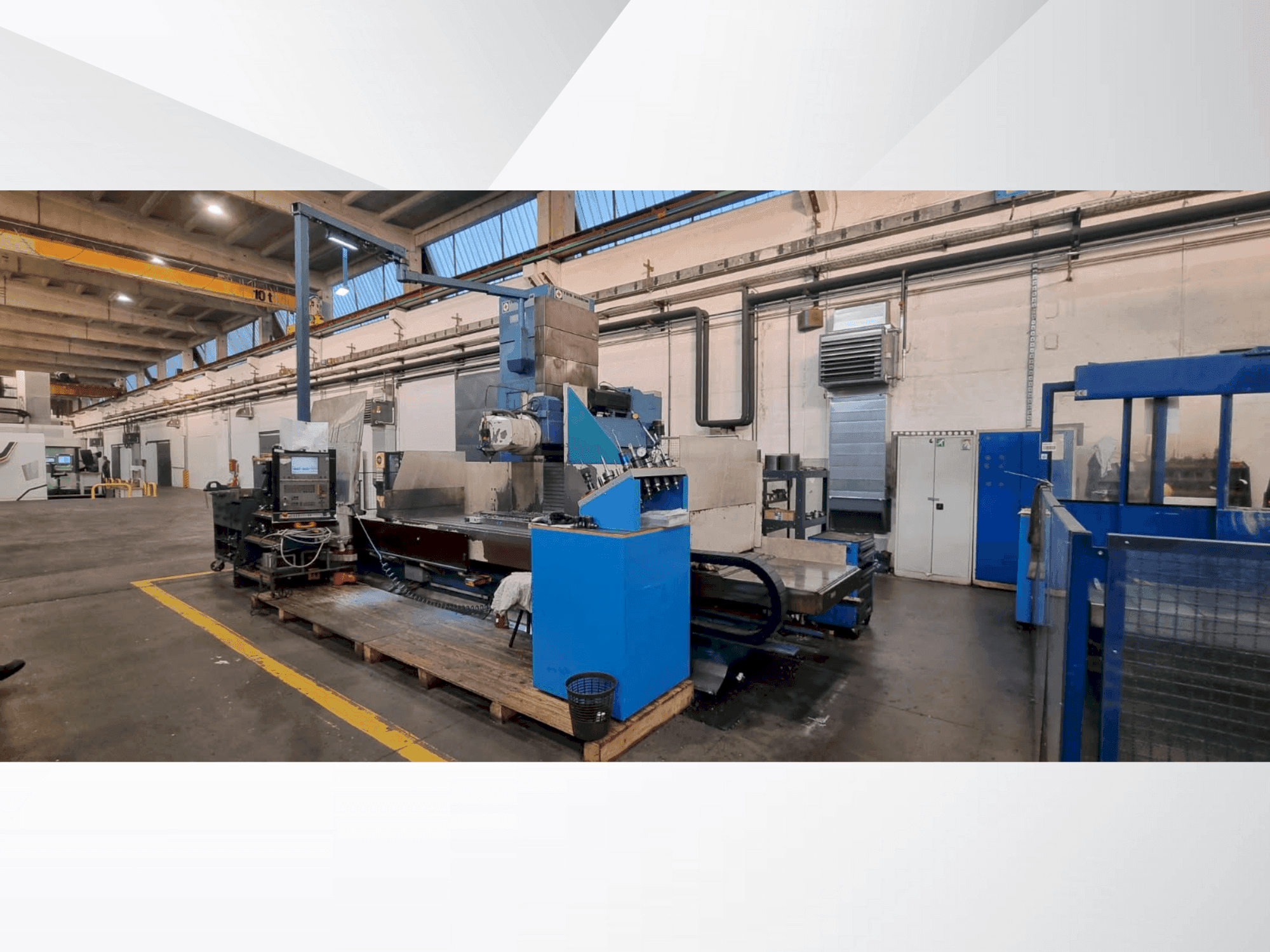 Frontansicht der TOS KUŘIM FS 100 S/A3 Maschine