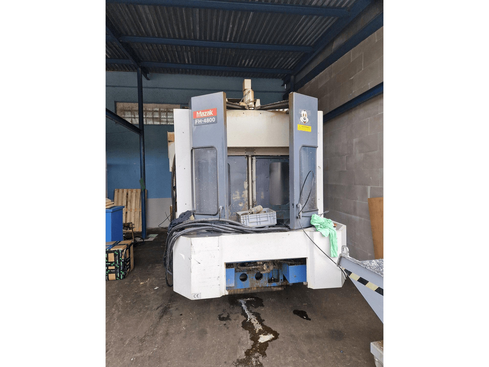 Frontansicht der Mazak FH-4800 Maschine