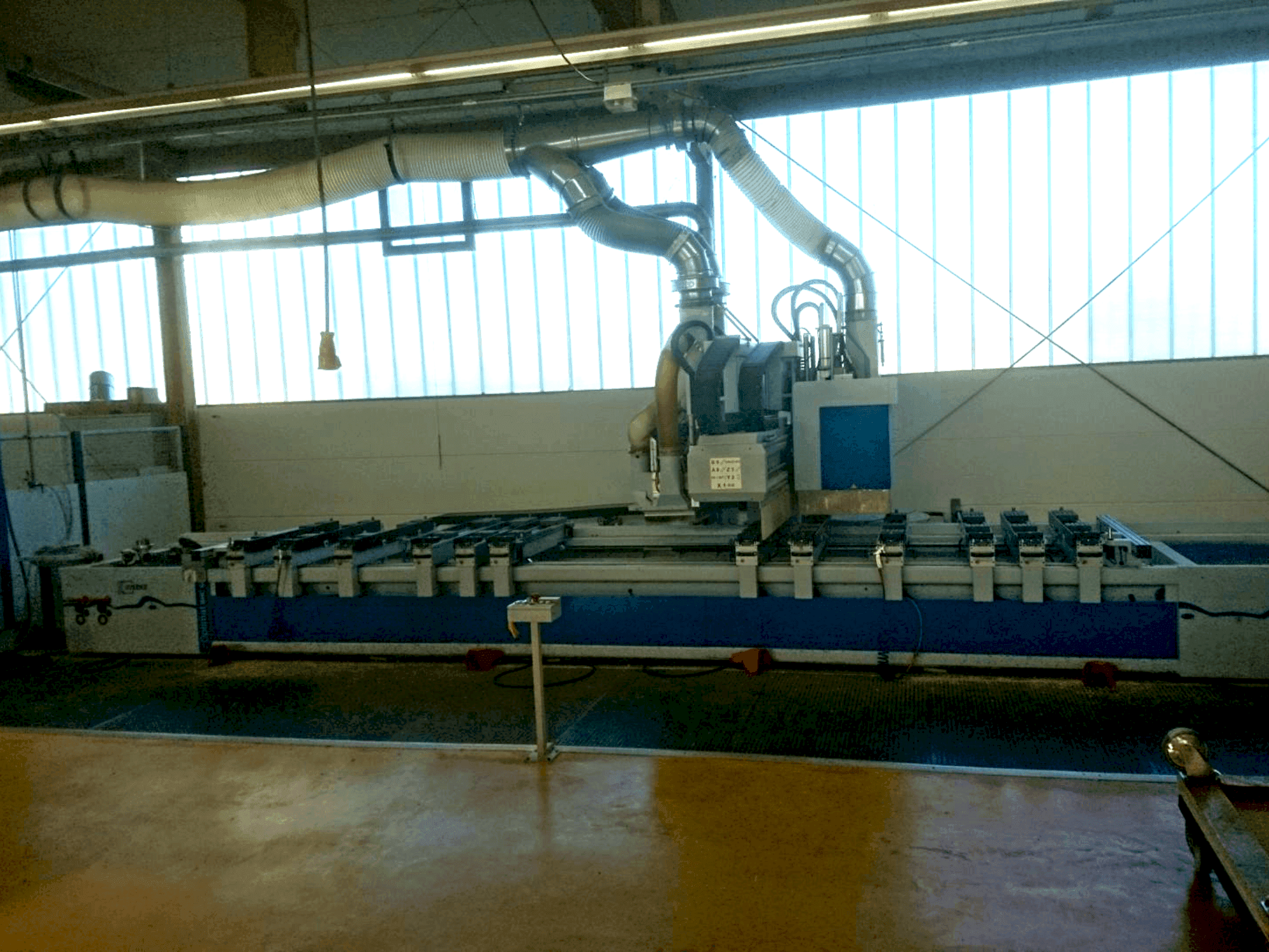 Frontansicht der Weeke Optimat BHC 655 Maschine