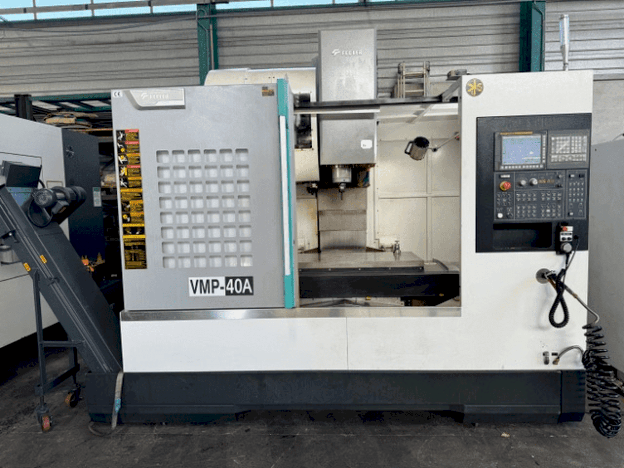 Frontansicht der Feeler VMP40A Maschine