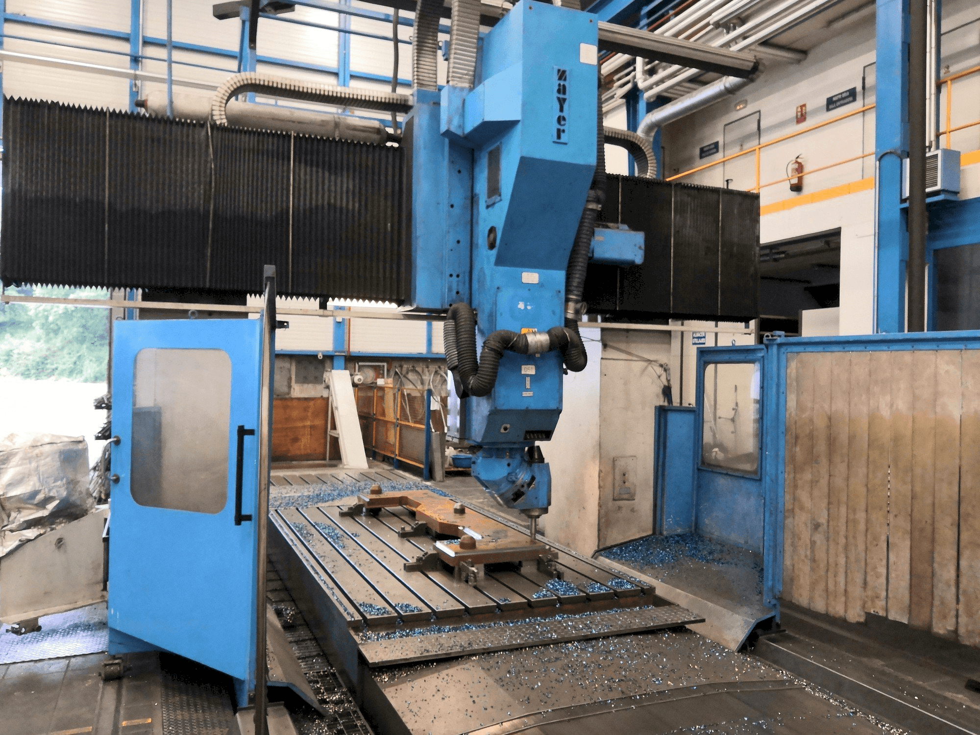 Frontansicht der Zayer KP 6000 AR Maschine