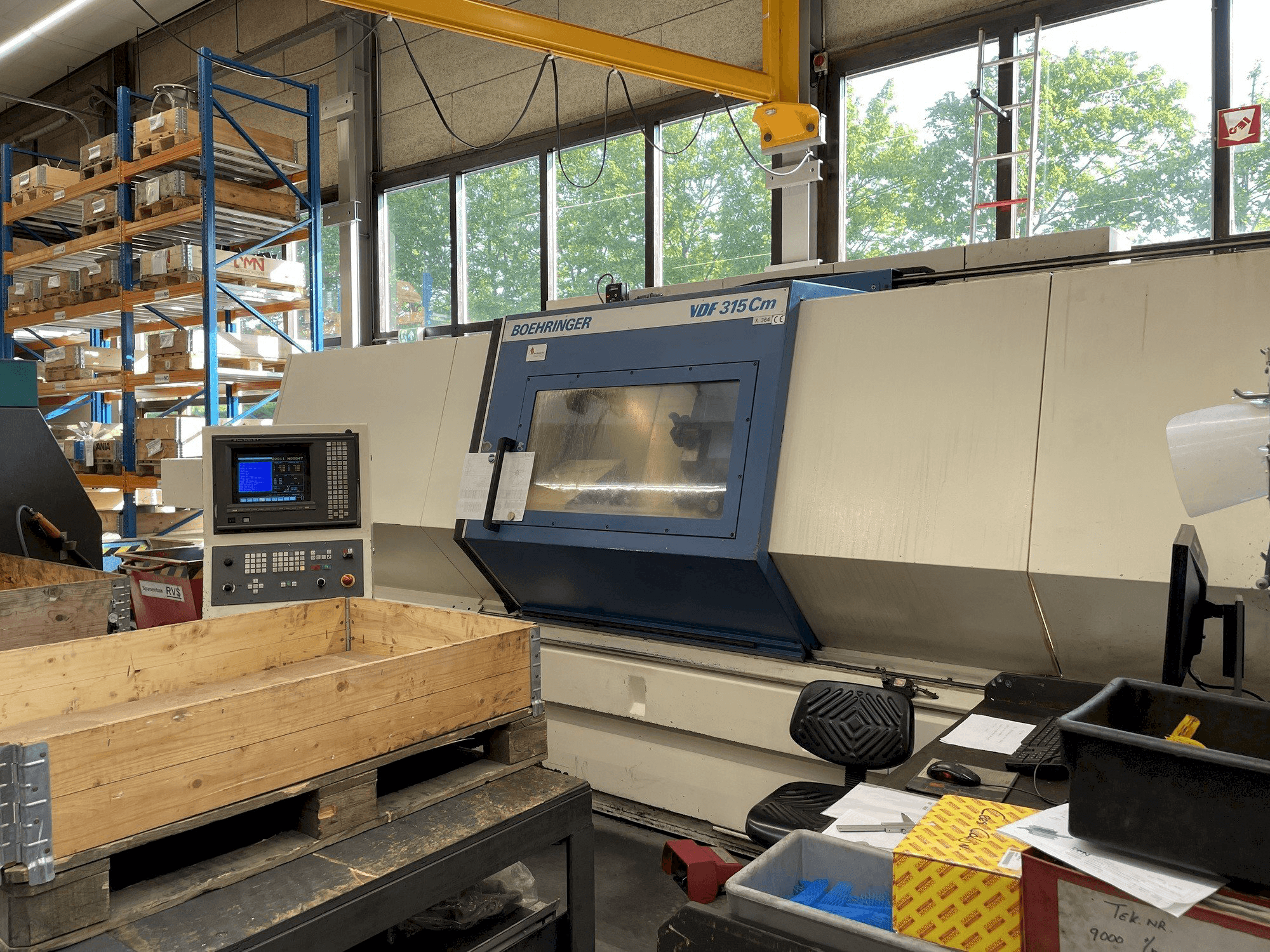 Frontansicht der BOEHRINGER VDF 315 CM Maschine