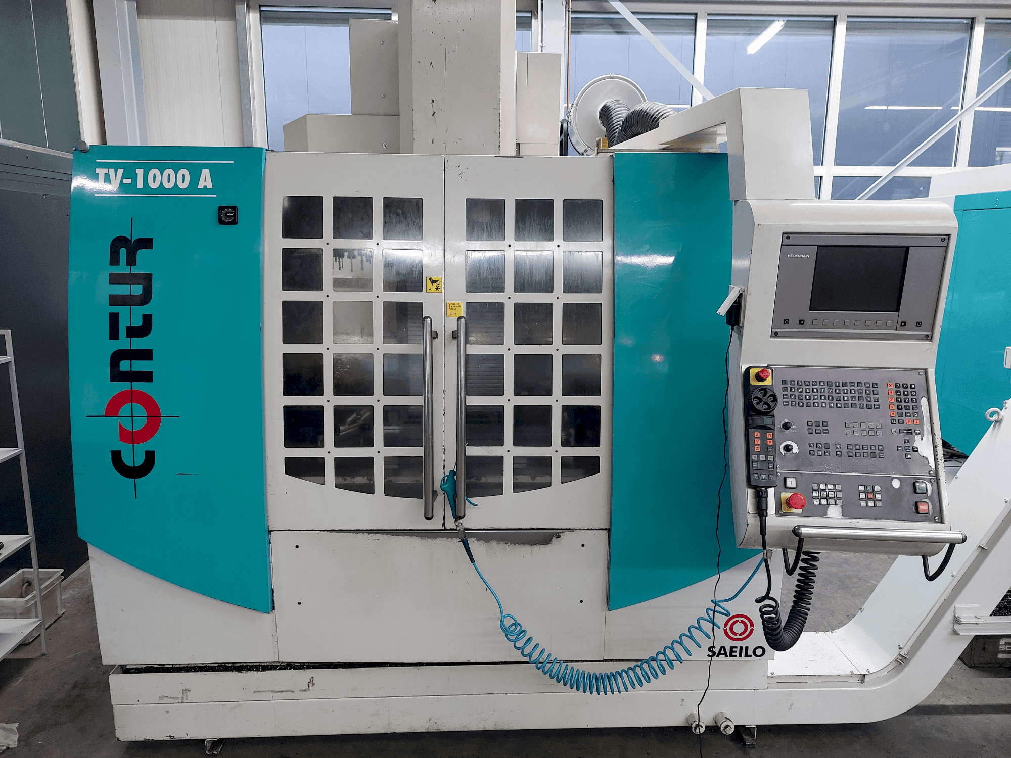 Frontansicht der Saeilo TV1000A Maschine