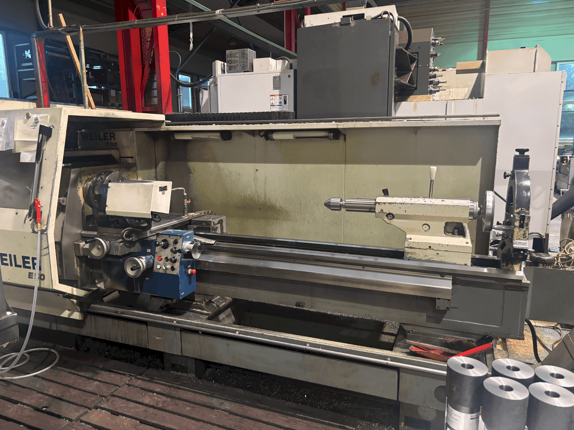 Frontansicht der Weiler E50 Maschine