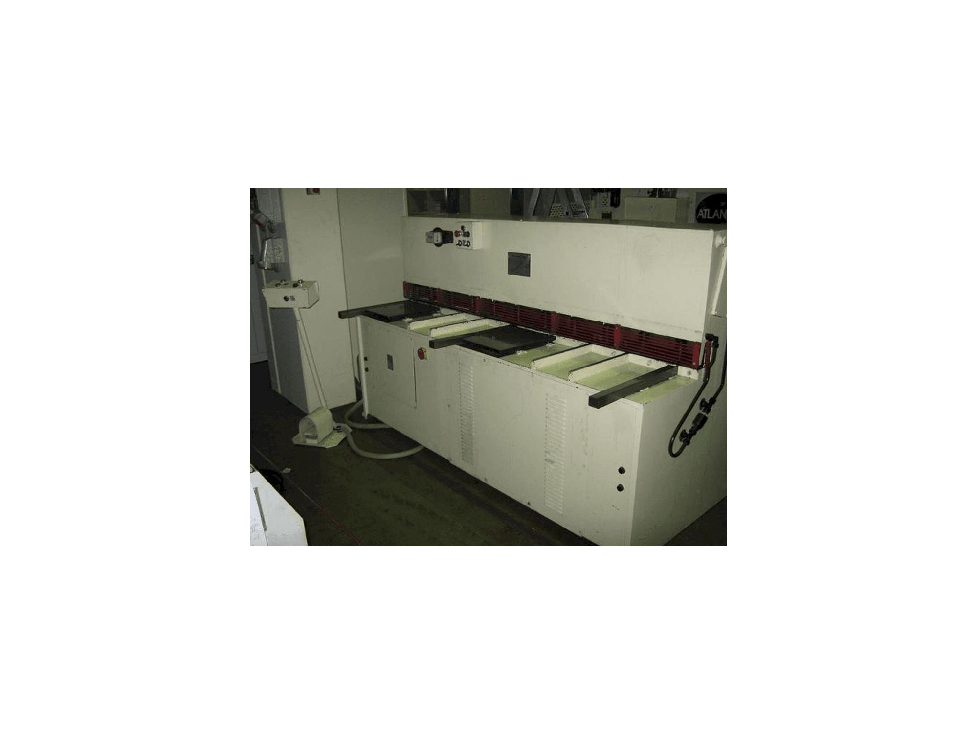 Frontansicht der GEFI LVS-2000 Maschine