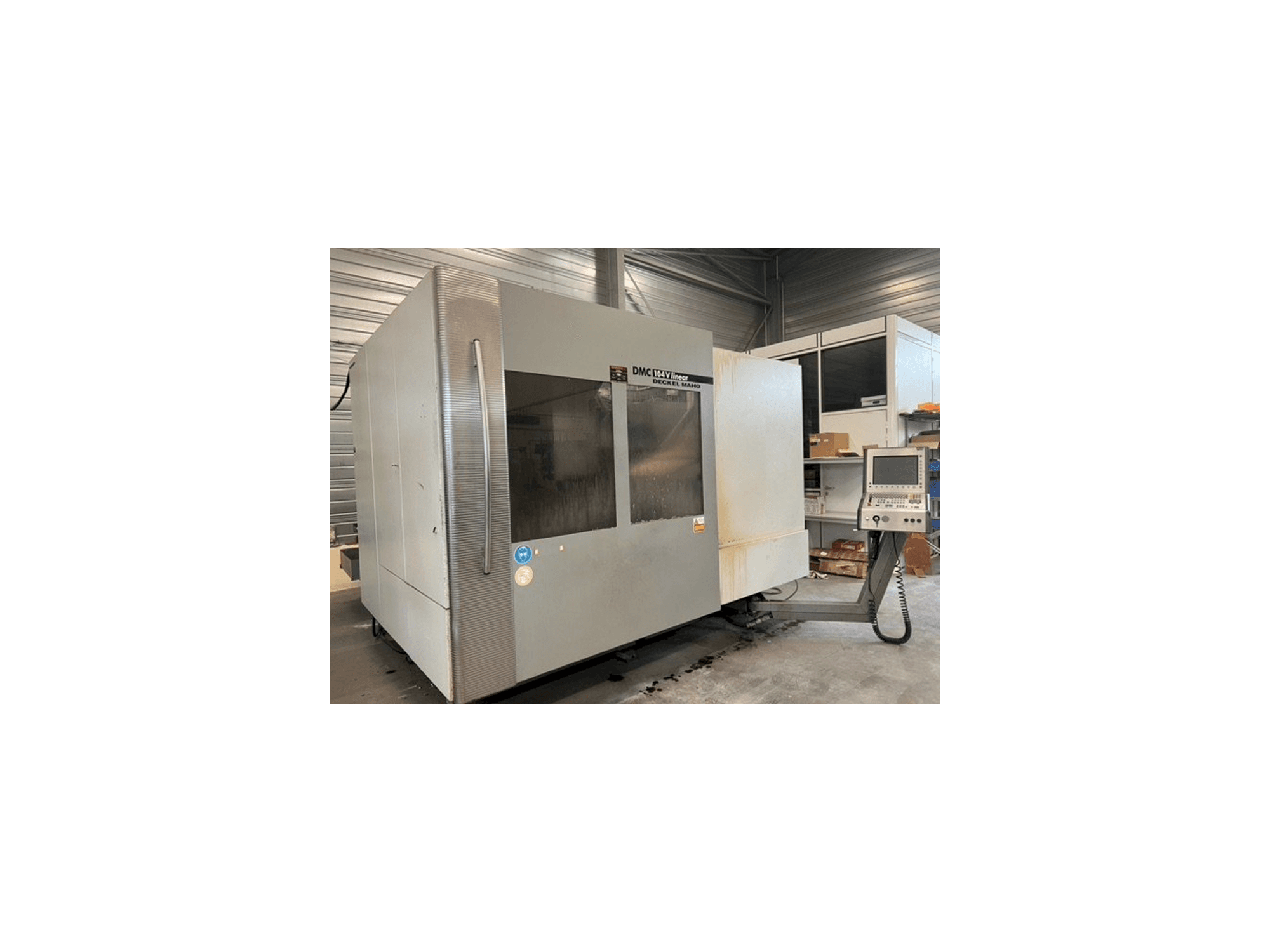 Frontansicht der DMG Deckel Maho 104 V linear Maschine