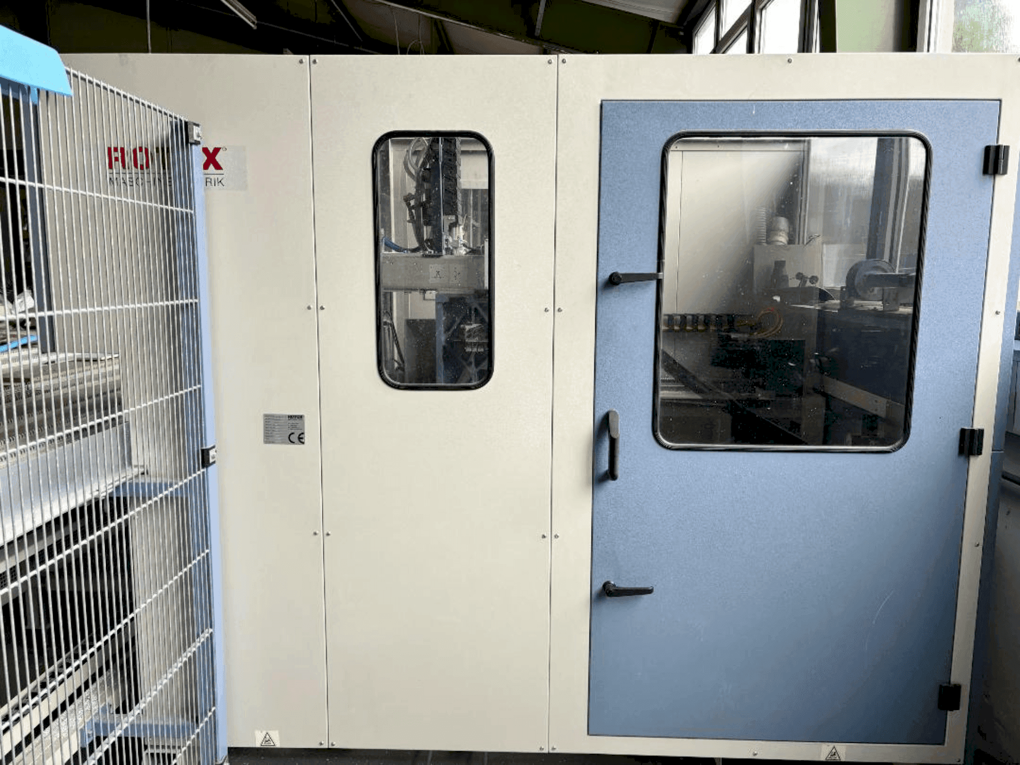 Frontansicht der Rotox EPA 572 Maschine