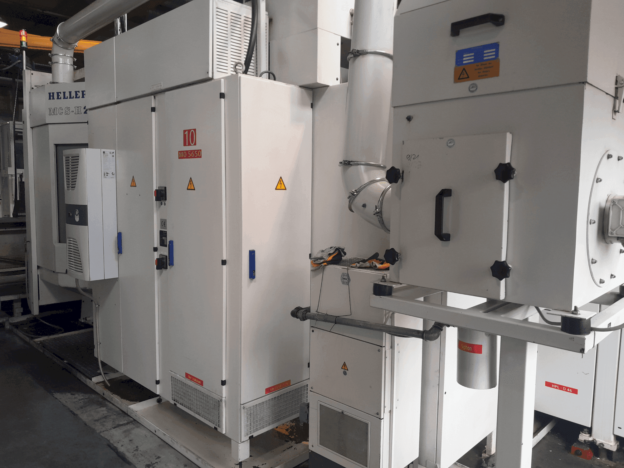 Frontansicht der HELLER MCS-H 250 Maschine