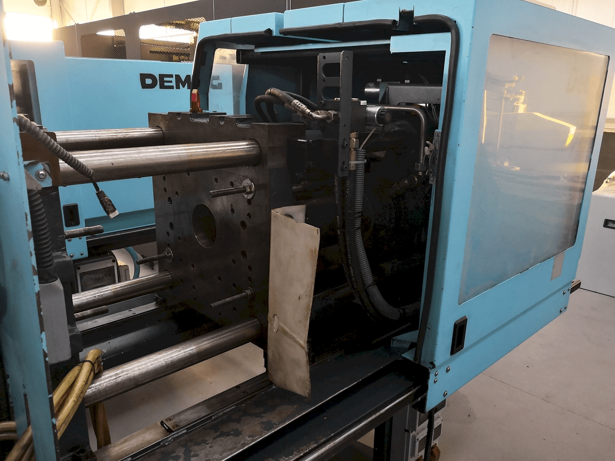Arbeitsraum der DEMAG Ergotech 80/400 viva Maschine