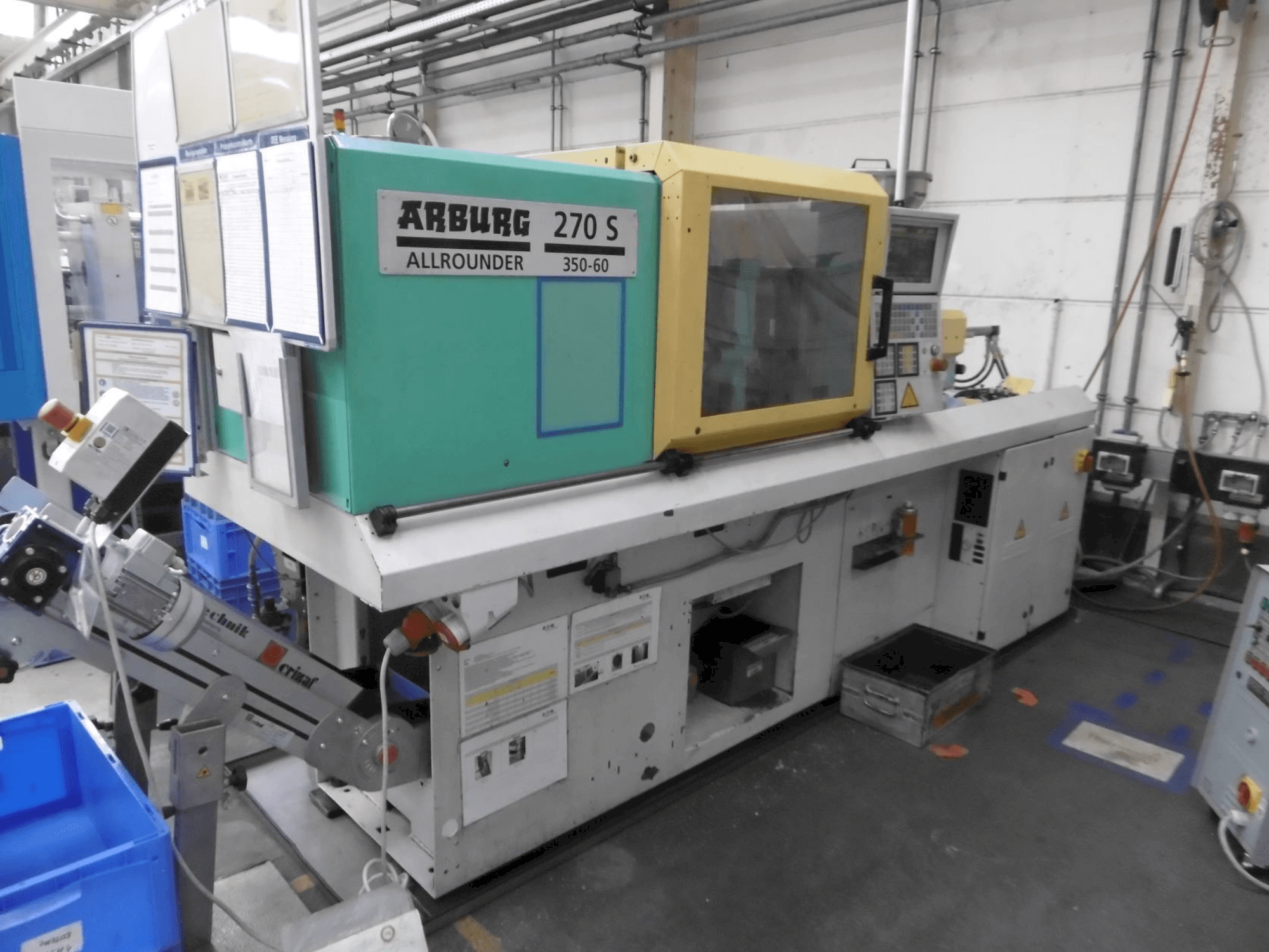 Frontansicht der Arburg 270S-350-60 Maschine