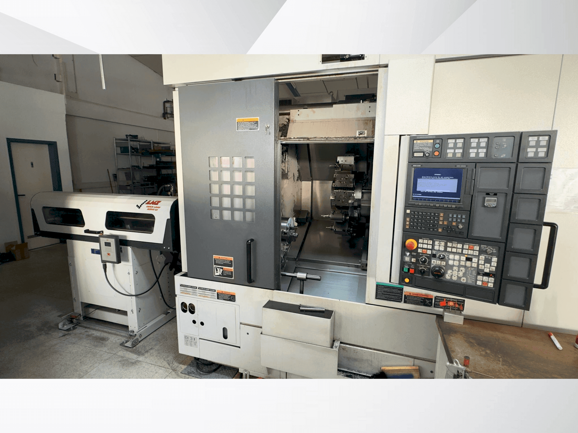 Frontansicht der MORI SEIKI NL 2000 SY /500 Maschine