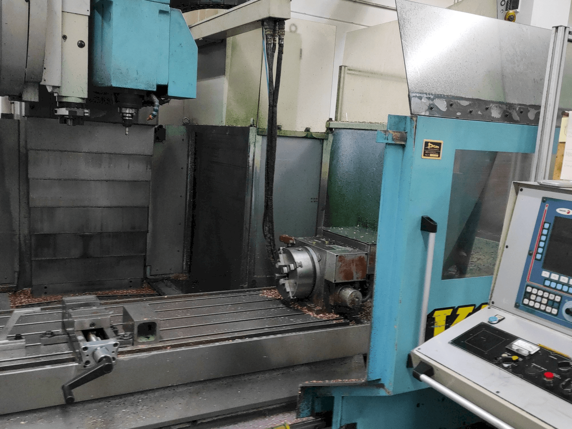 Frontansicht der ANAYAK V-1800 Maschine