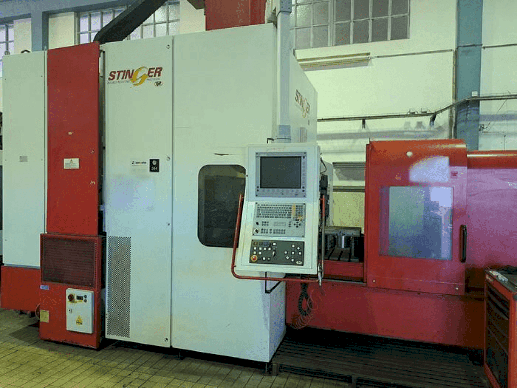 Frontansicht der FPT STINGER XL Maschine