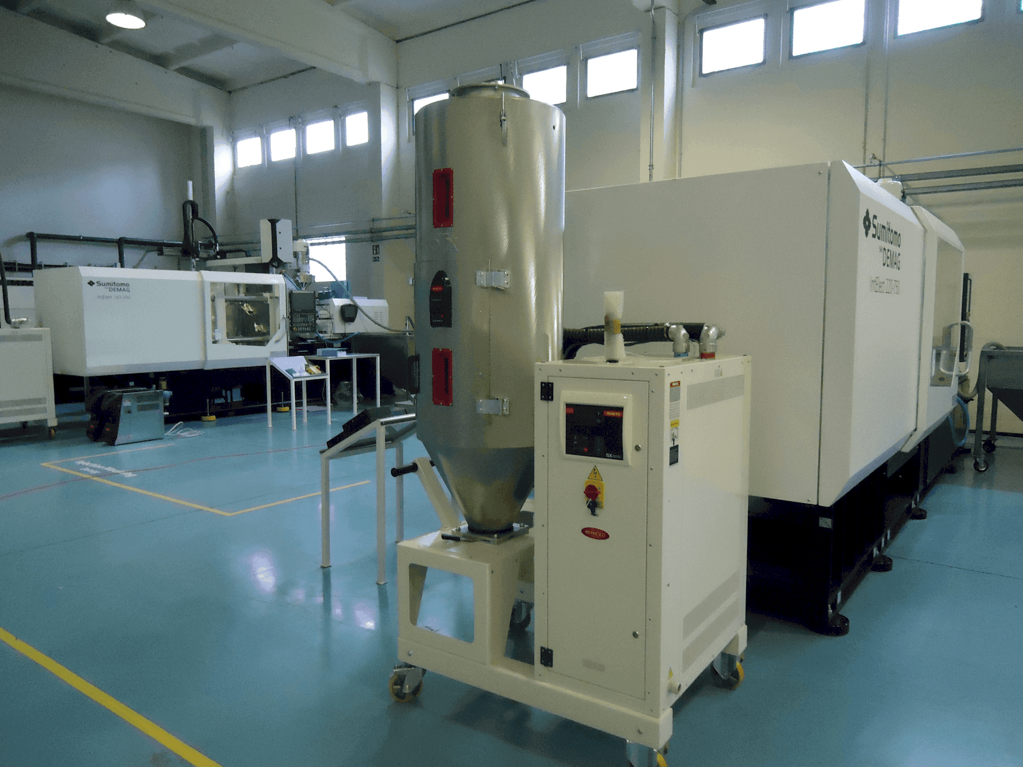 Frontansicht der SUMITOMO SHI DEMAG IntElect 220/610-750 smart Maschine