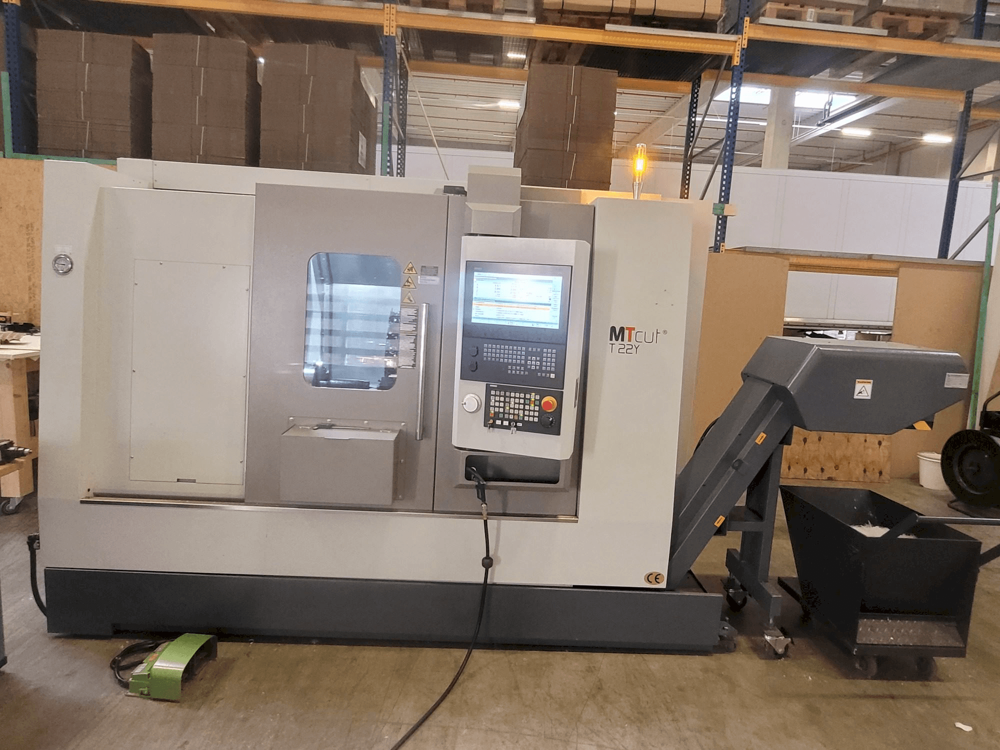 Frontansicht der MTRent T22Y Maschine