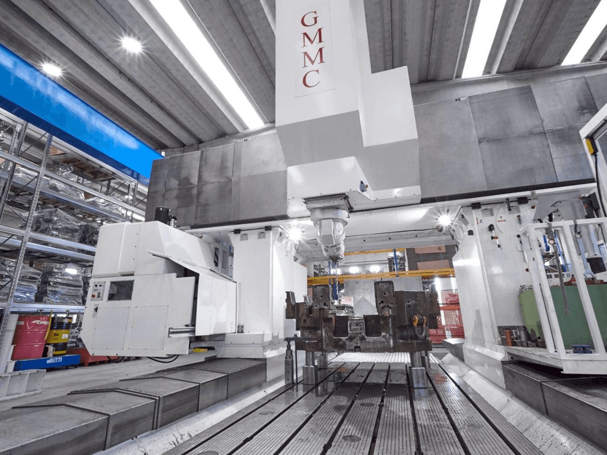 Frontansicht der Emsil GMMC-6000 Maschine