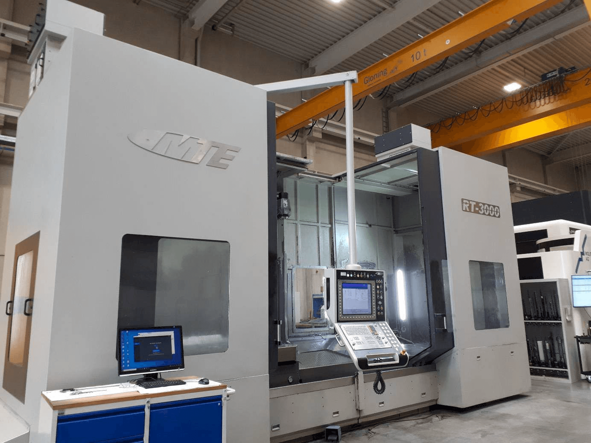 Frontansicht der MTE RT - 3000 Maschine