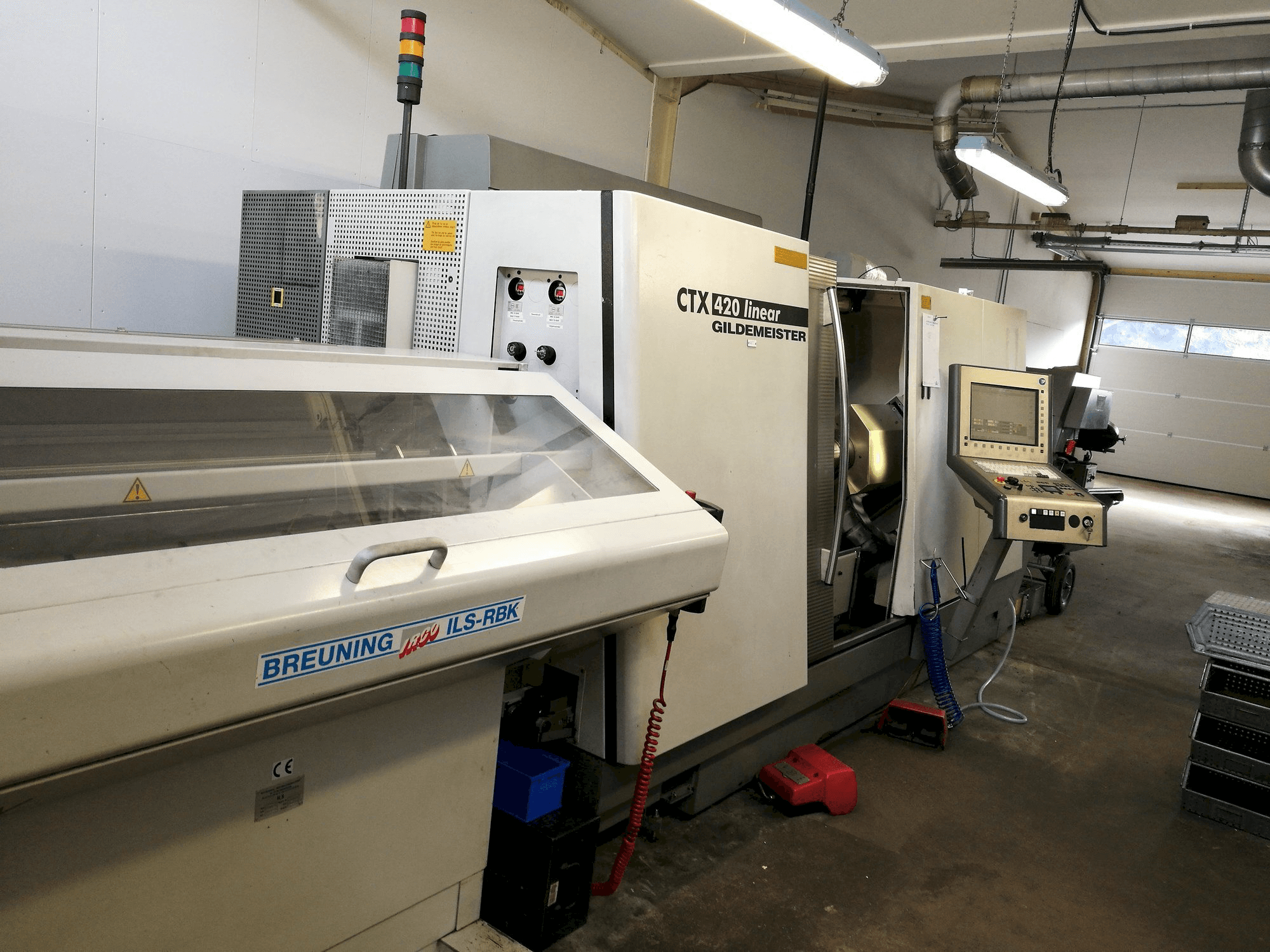 Frontansicht der Gildemeister CTX 420 linear / V6 Maschine