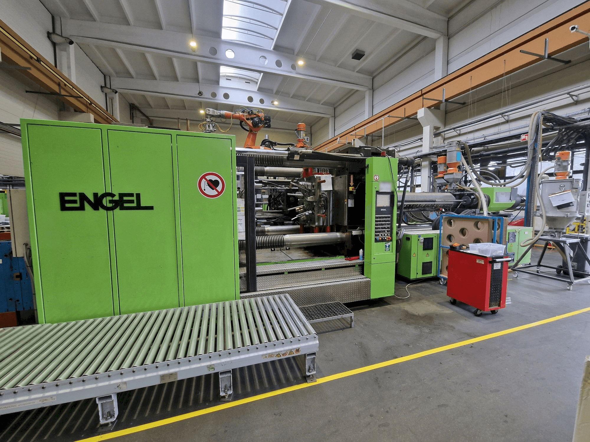 Frontansicht der Engel DUO 3550H/330L/1000 COMBI Maschine