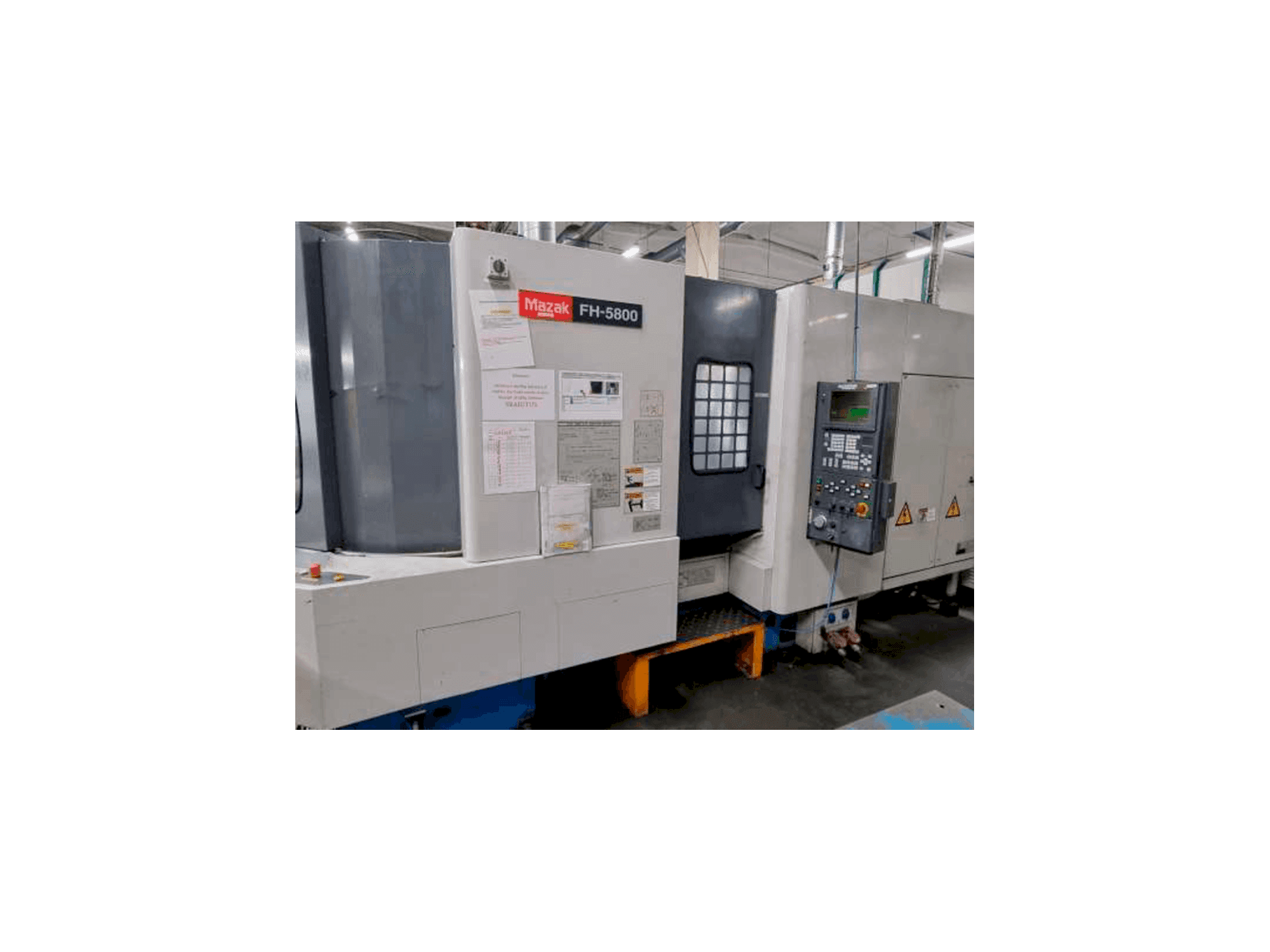 Frontansicht der Mazak FH 5800 Maschine