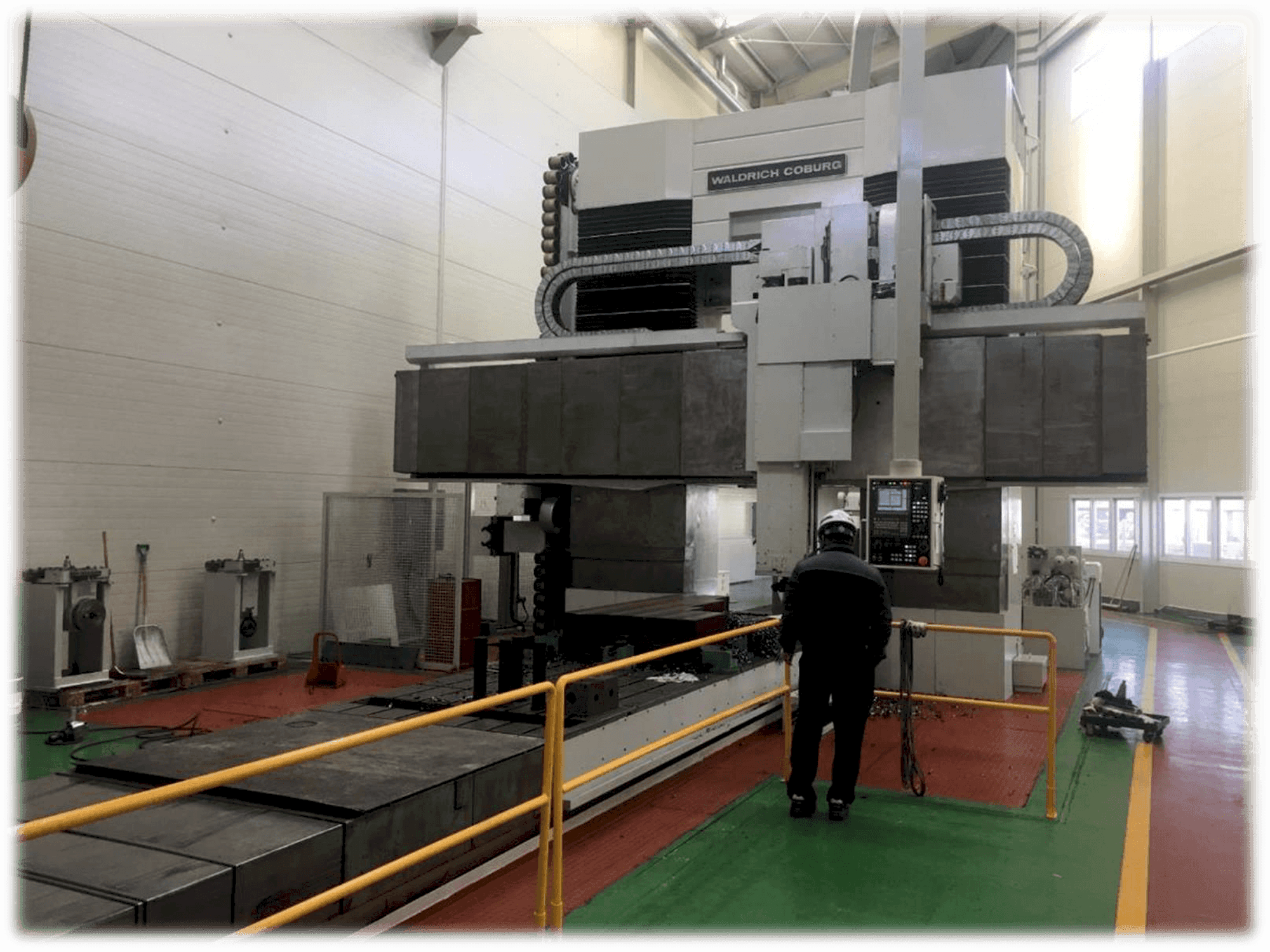 Frontansicht der WALDRICH COBURG 14-10FP150NC Maschine