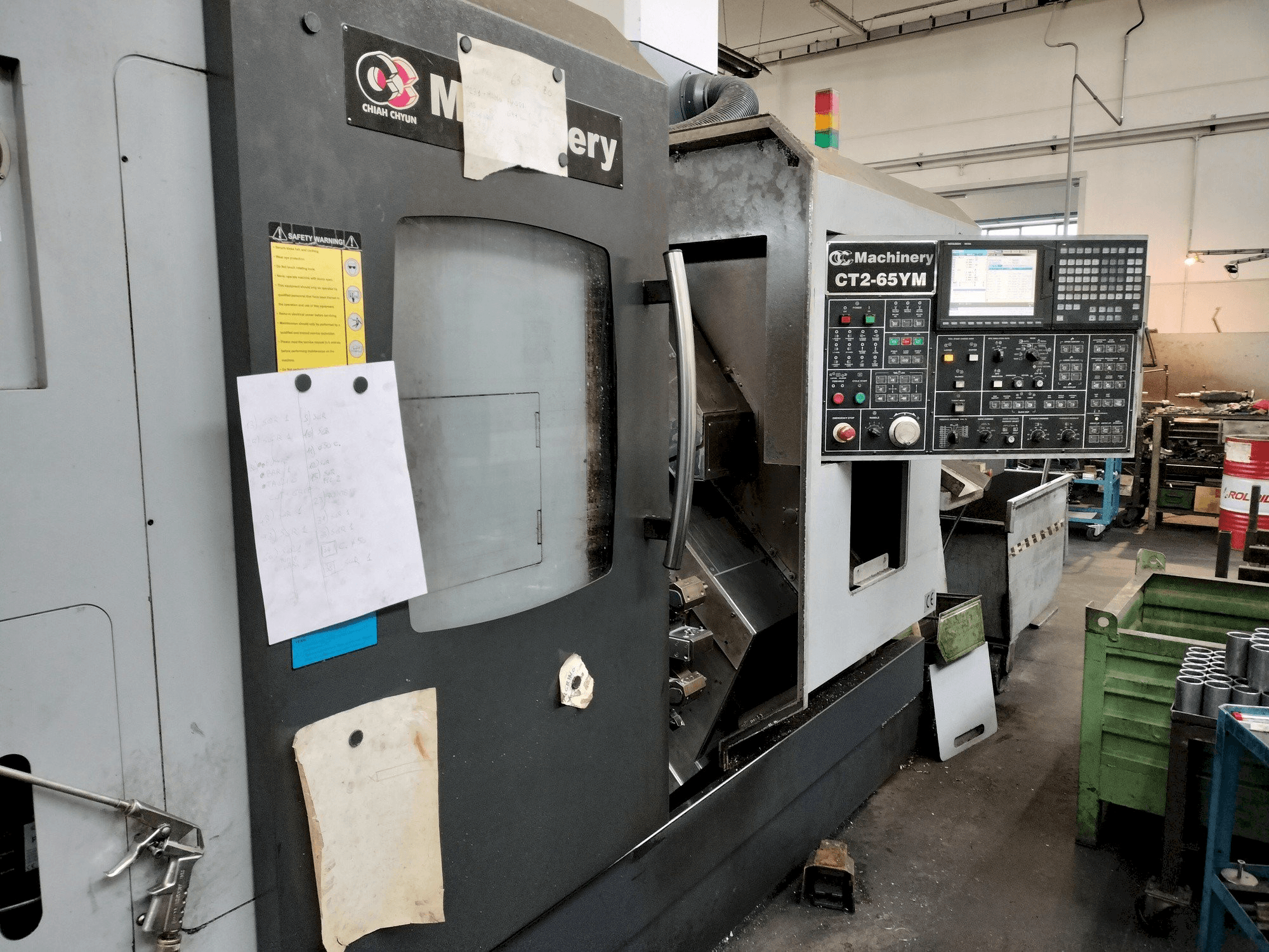 Frontansicht der CC Machinery CT2-65YM Maschine