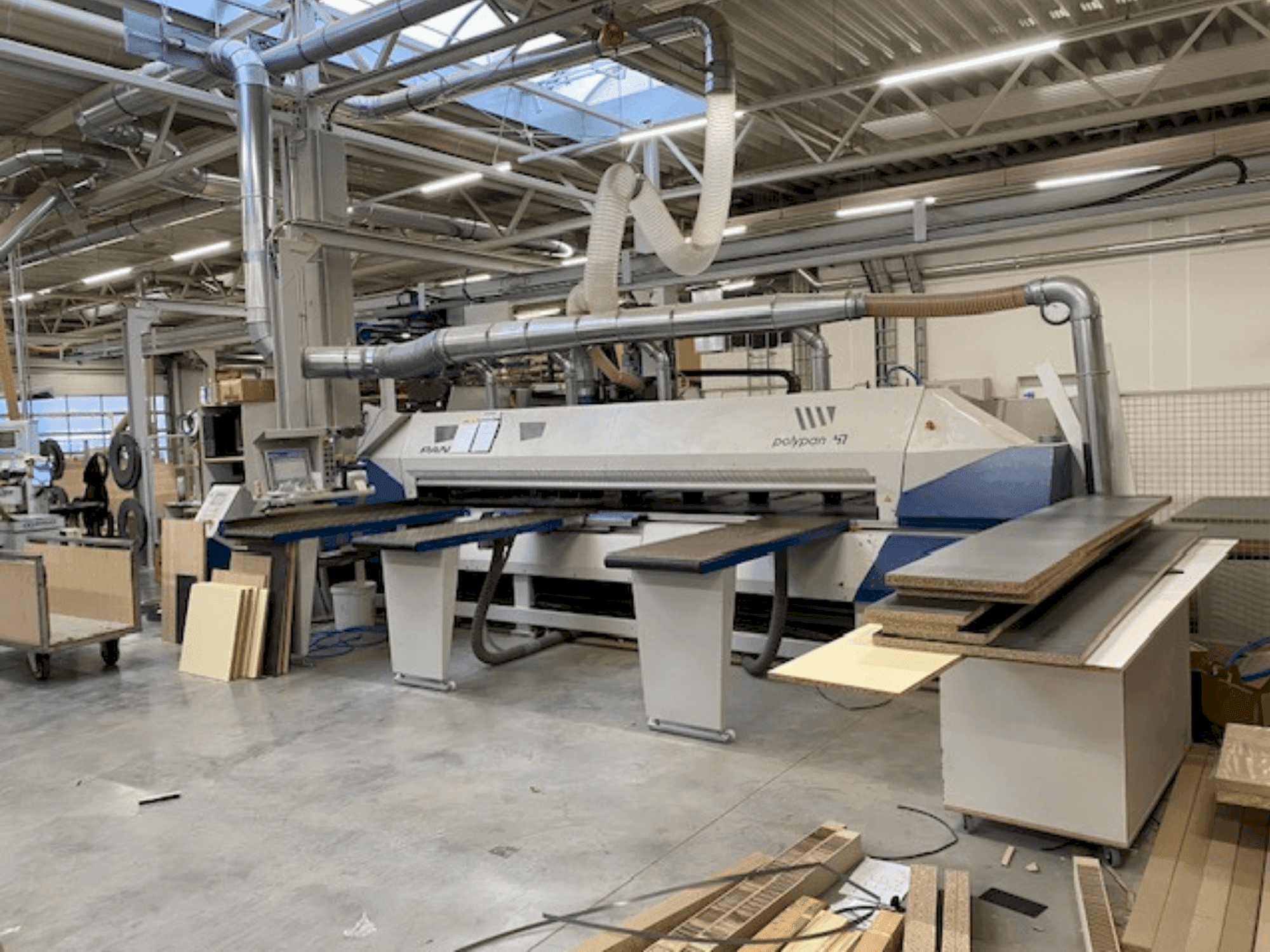 Frontansicht der PANHANS POLYPAN 47 F Maschine