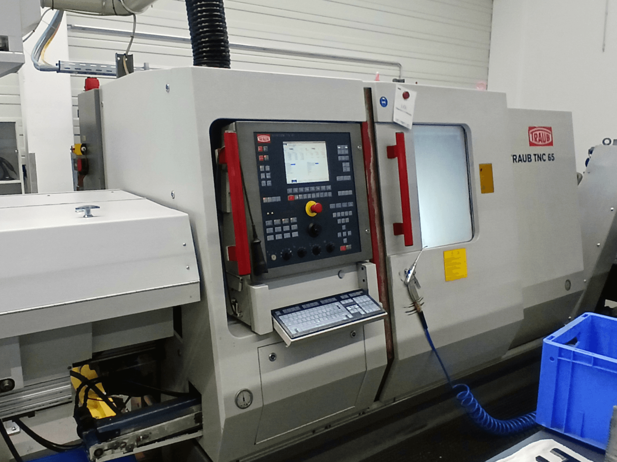RAUB TNC 65 DG Horizontaldrehmaschine, Vorderansicht, mit Bedienfeld und Werkzeugschnittstelle.