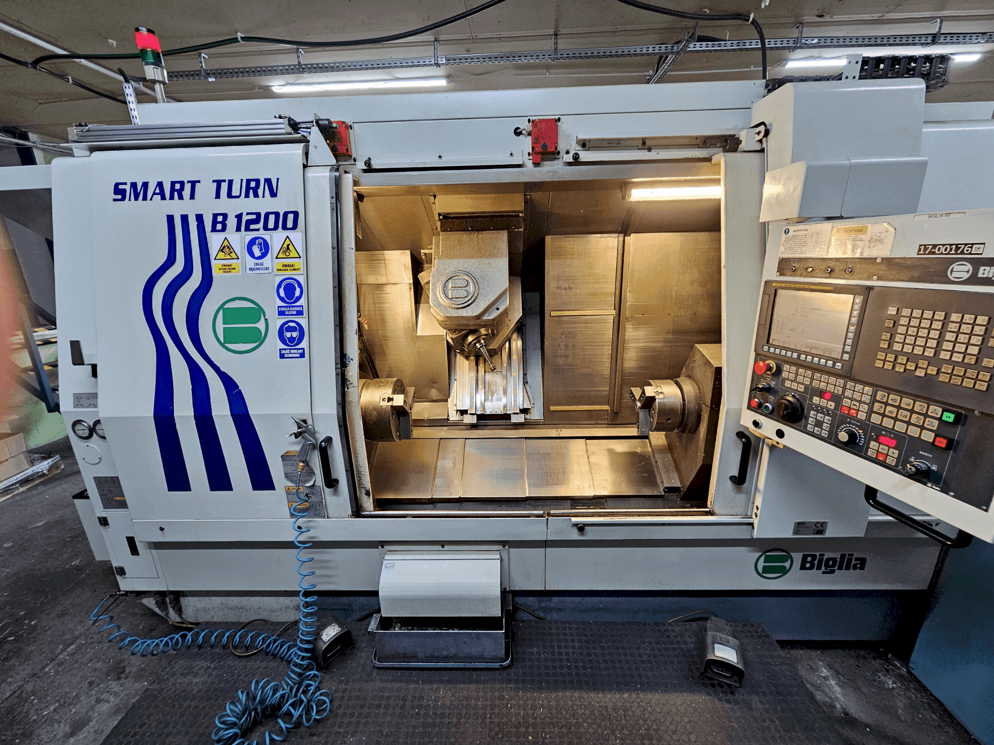 Frontansicht der Biglia Smart Turn 1200 Maschine