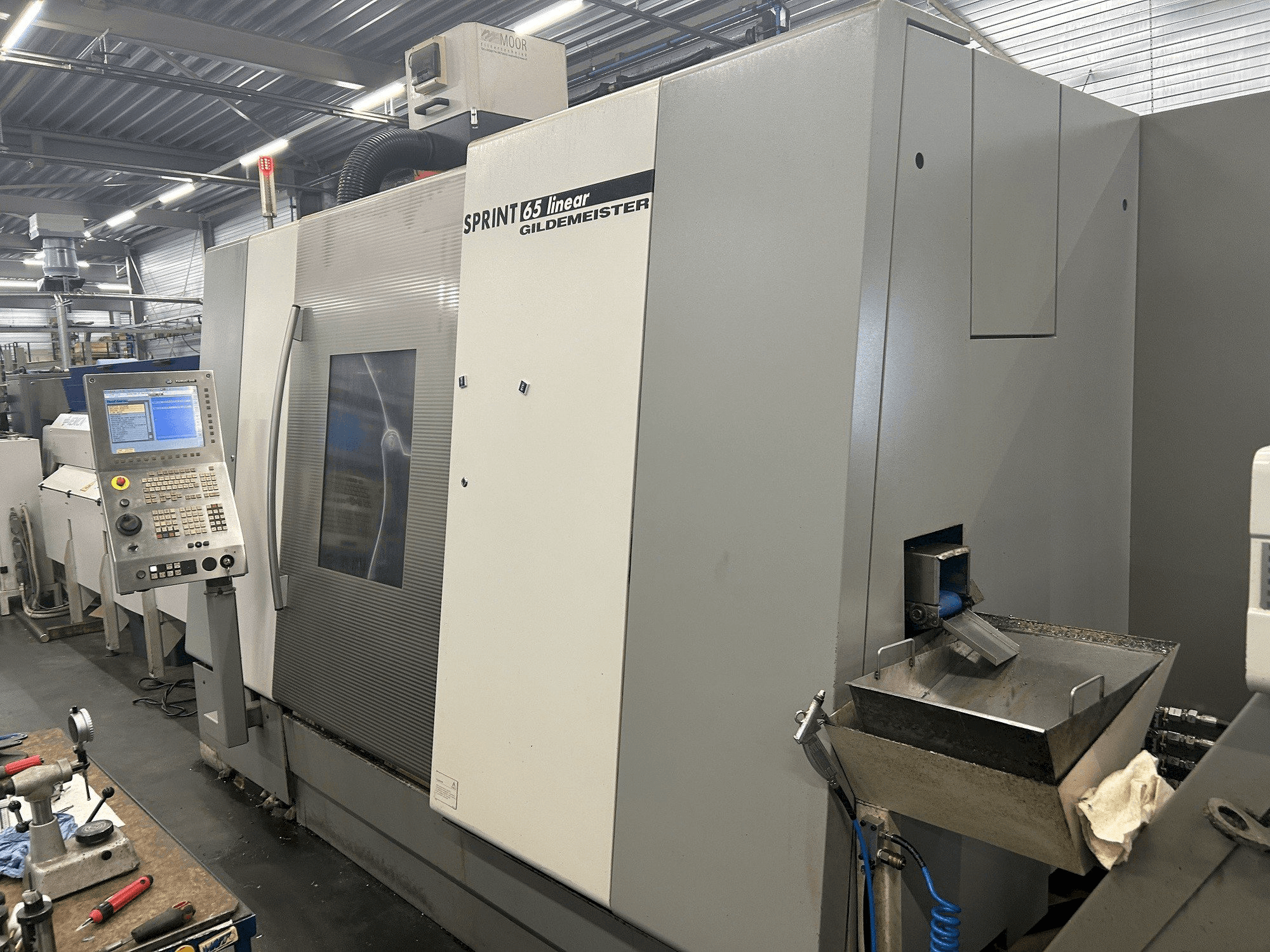 Frontansicht der Gildemeister Sprint 65 linear Maschine