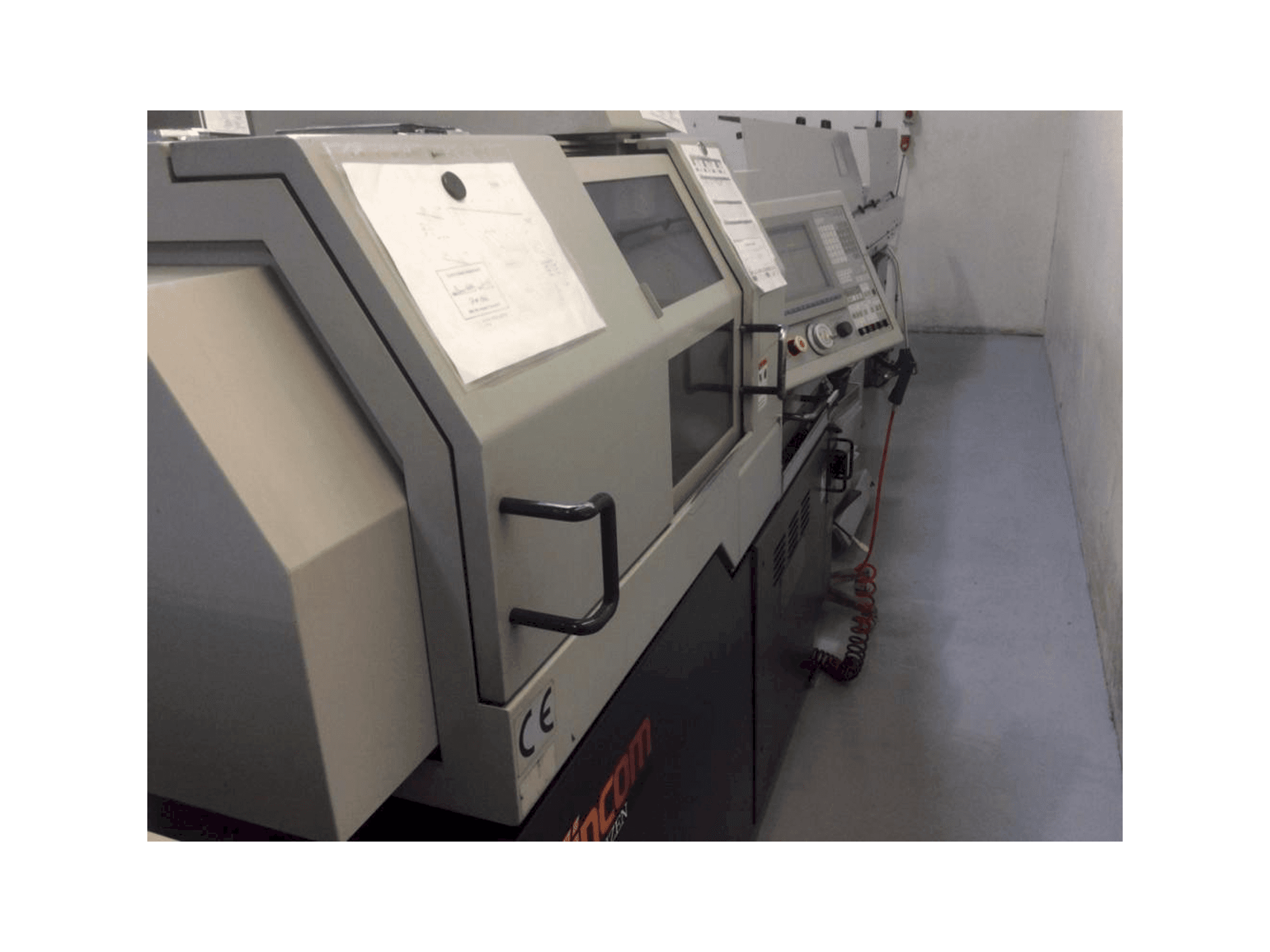 Linke Seitenansicht der Citizen L20 Maschine