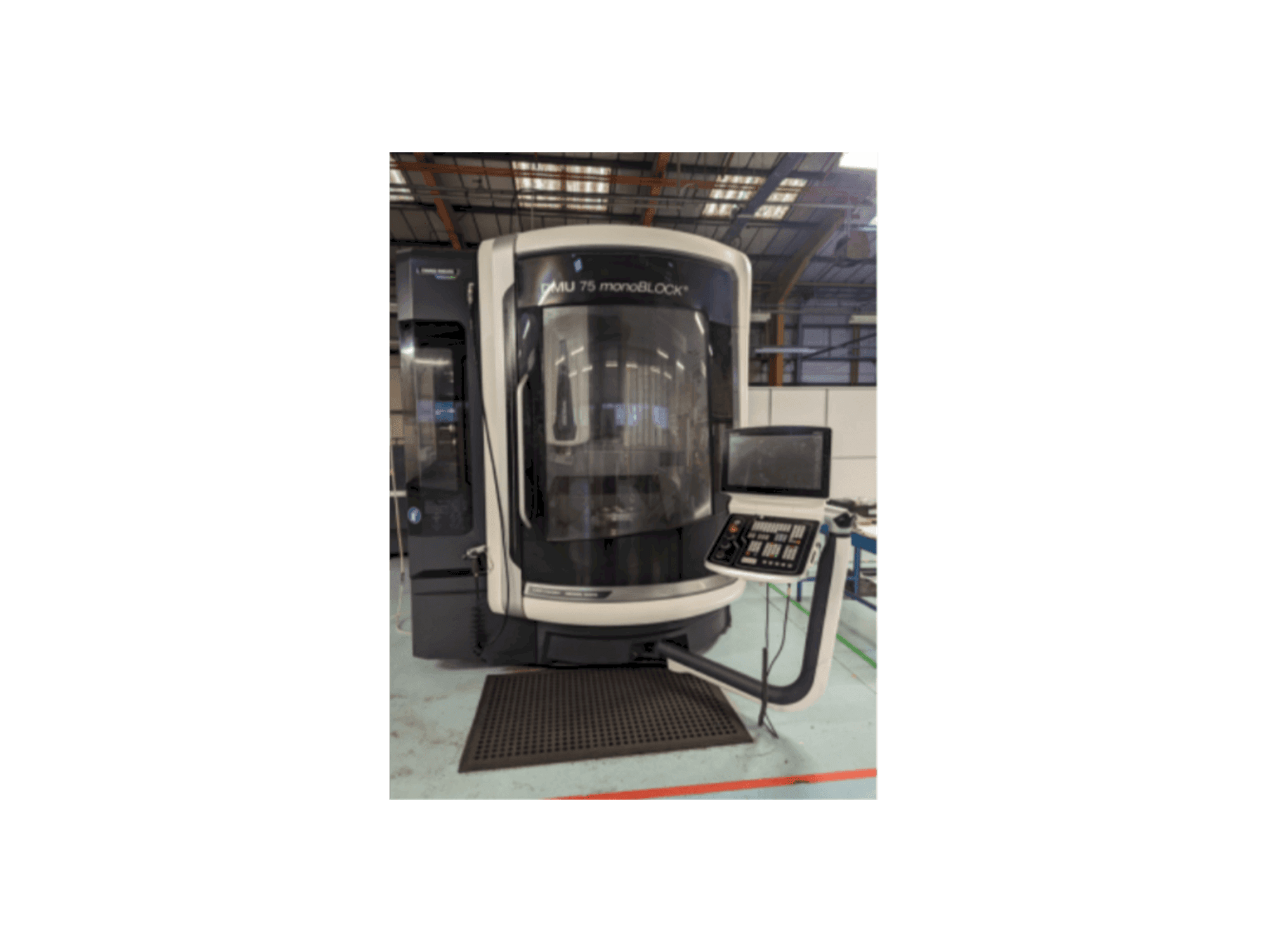 Linke Seitenansicht der DMG MORI DMU 75 Monoblock Maschine