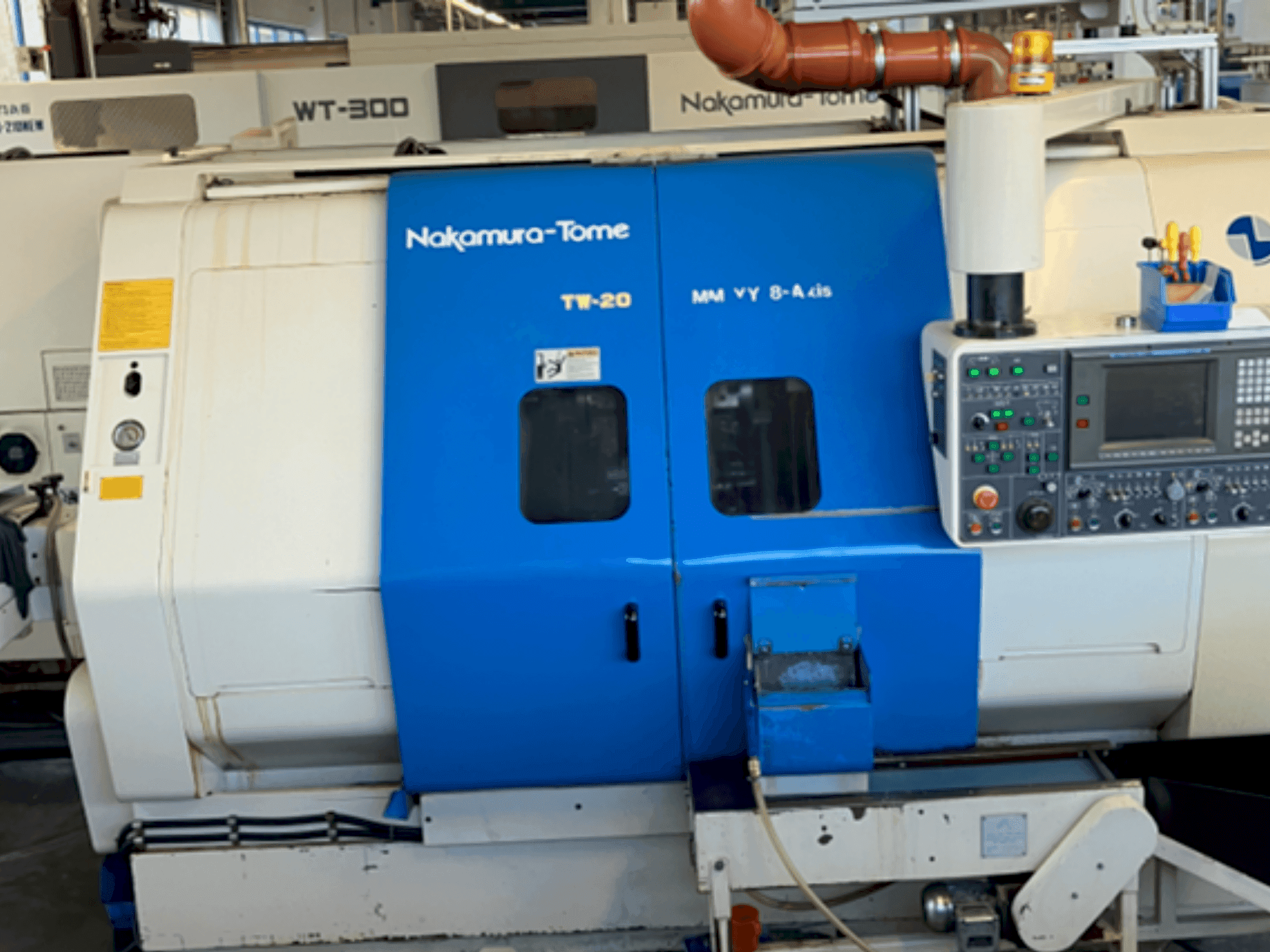 Frontansicht der NAKAMURA-TOME TW-20 Maschine