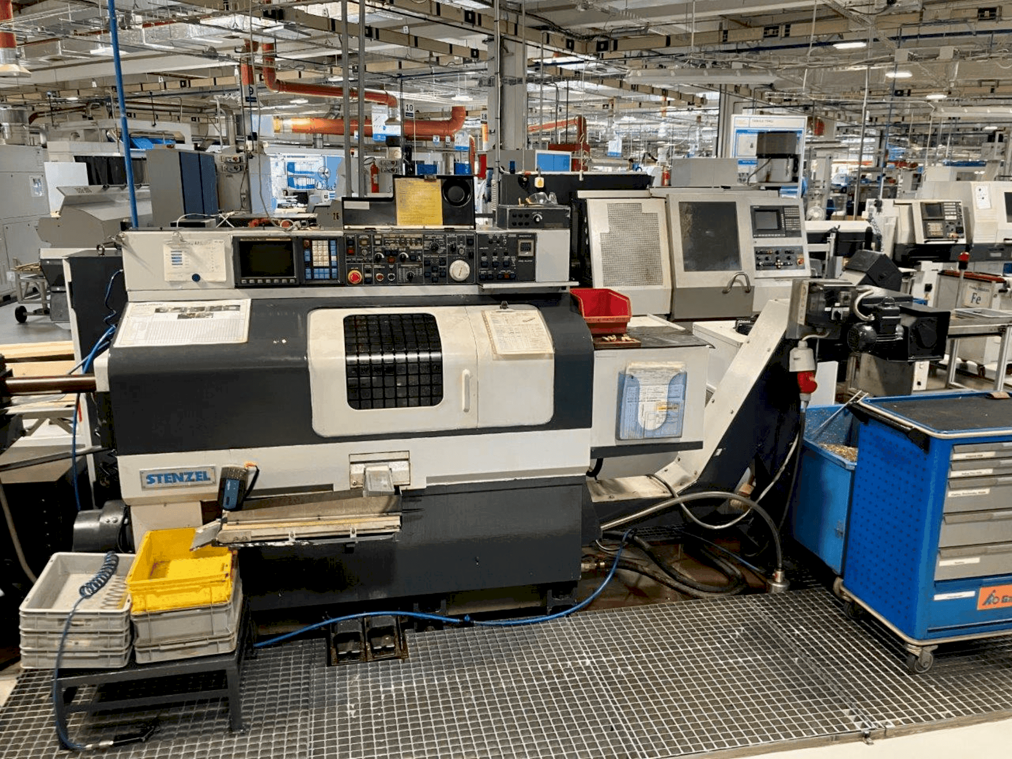 Frontansicht der NAKAMURA TMC 15 Maschine