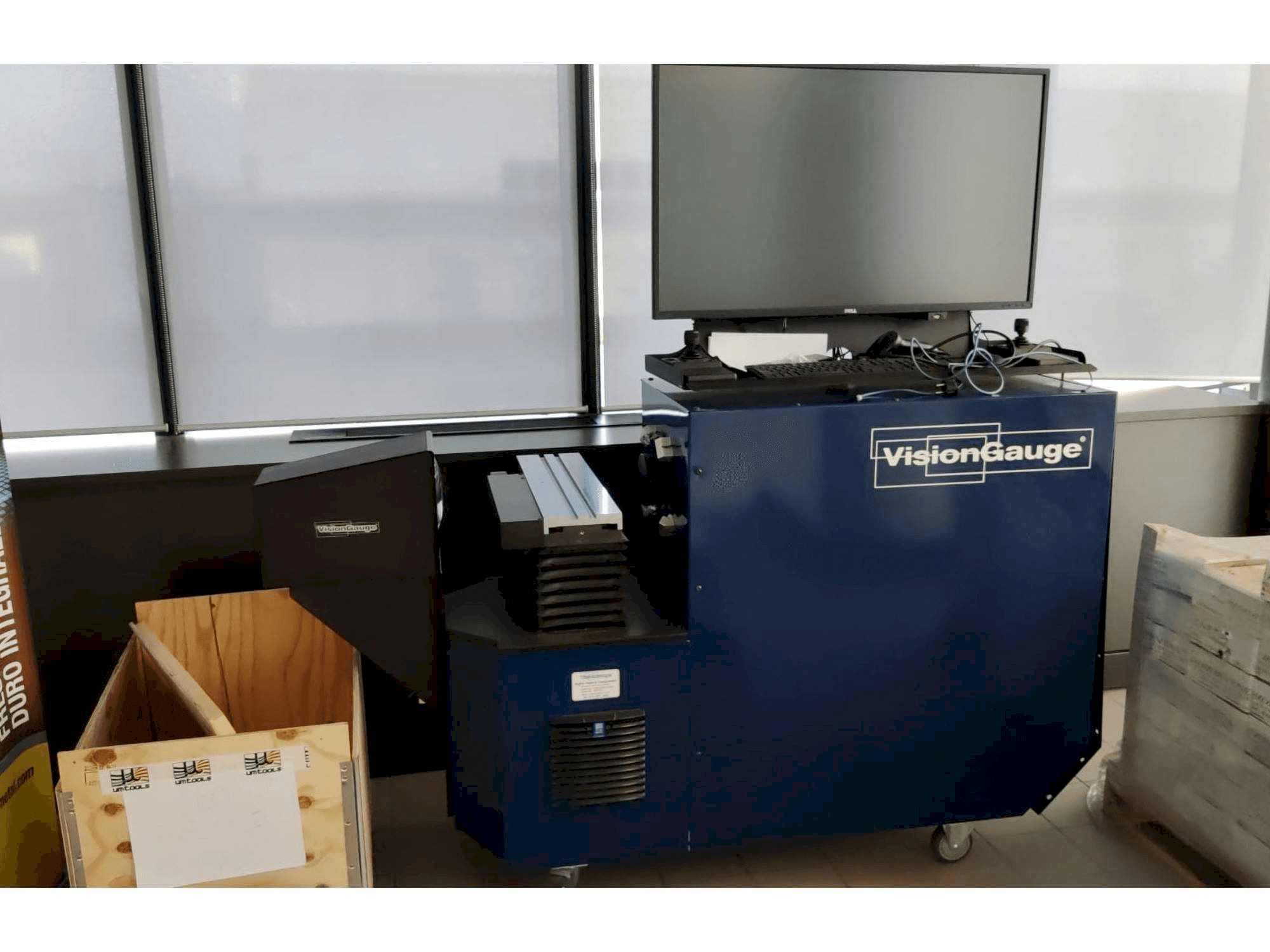 Frontansicht der Vision Gauge 500 series Maschine