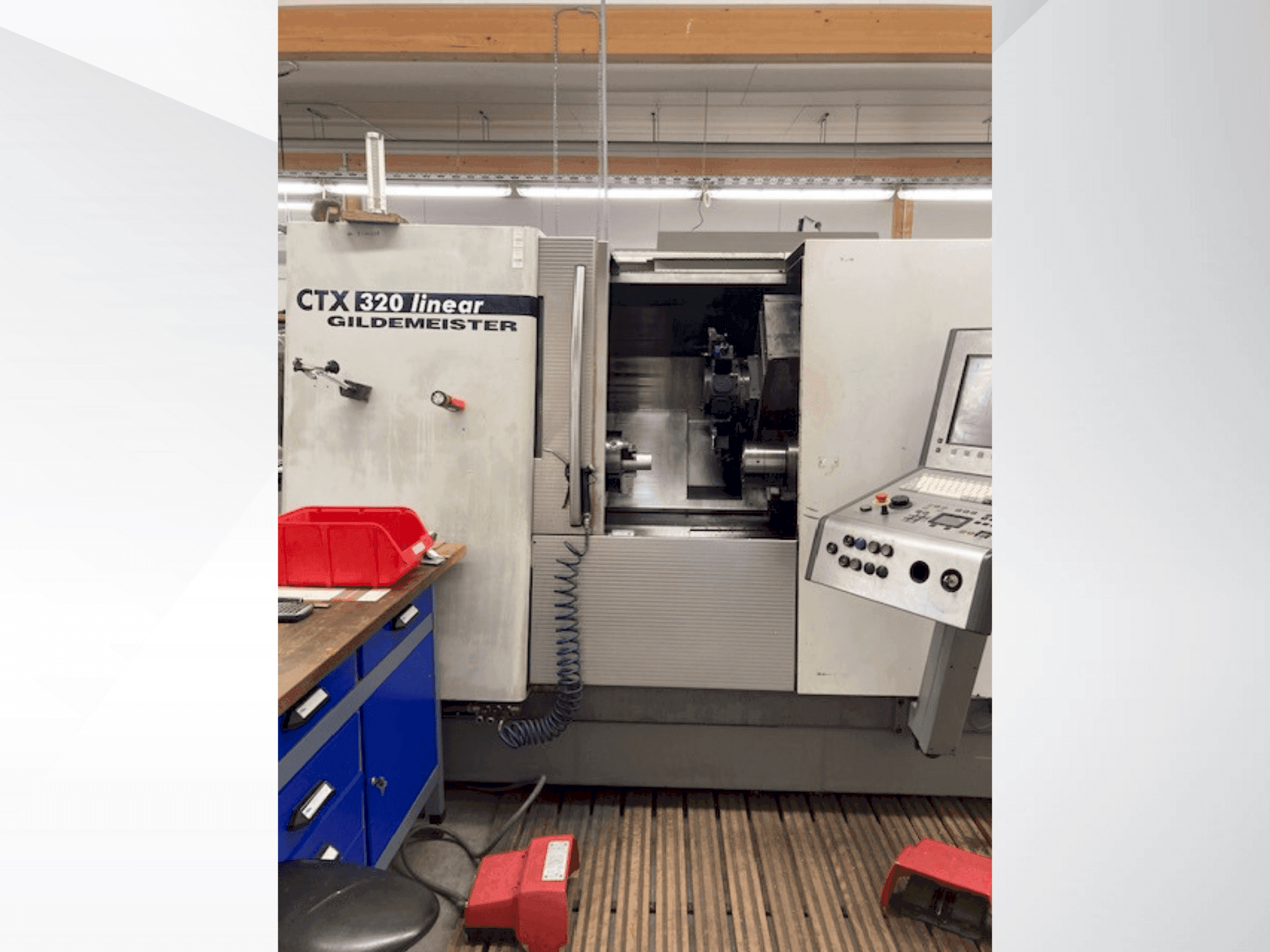 Frontansicht der Gildemeister CTX 320 linear Maschine