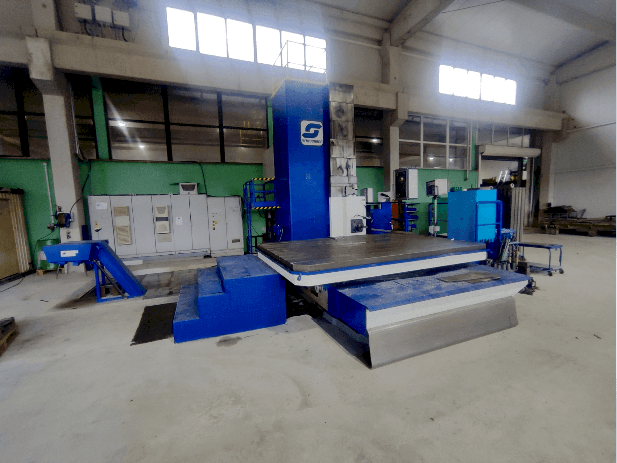 Frontansicht der DÖRRIES SCHARMANN Heavycut 1.1 Maschine