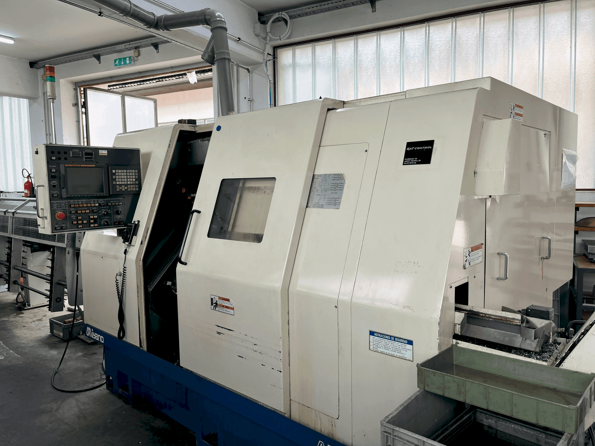 Frontansicht der Miyano ABX-51TH2 Maschine