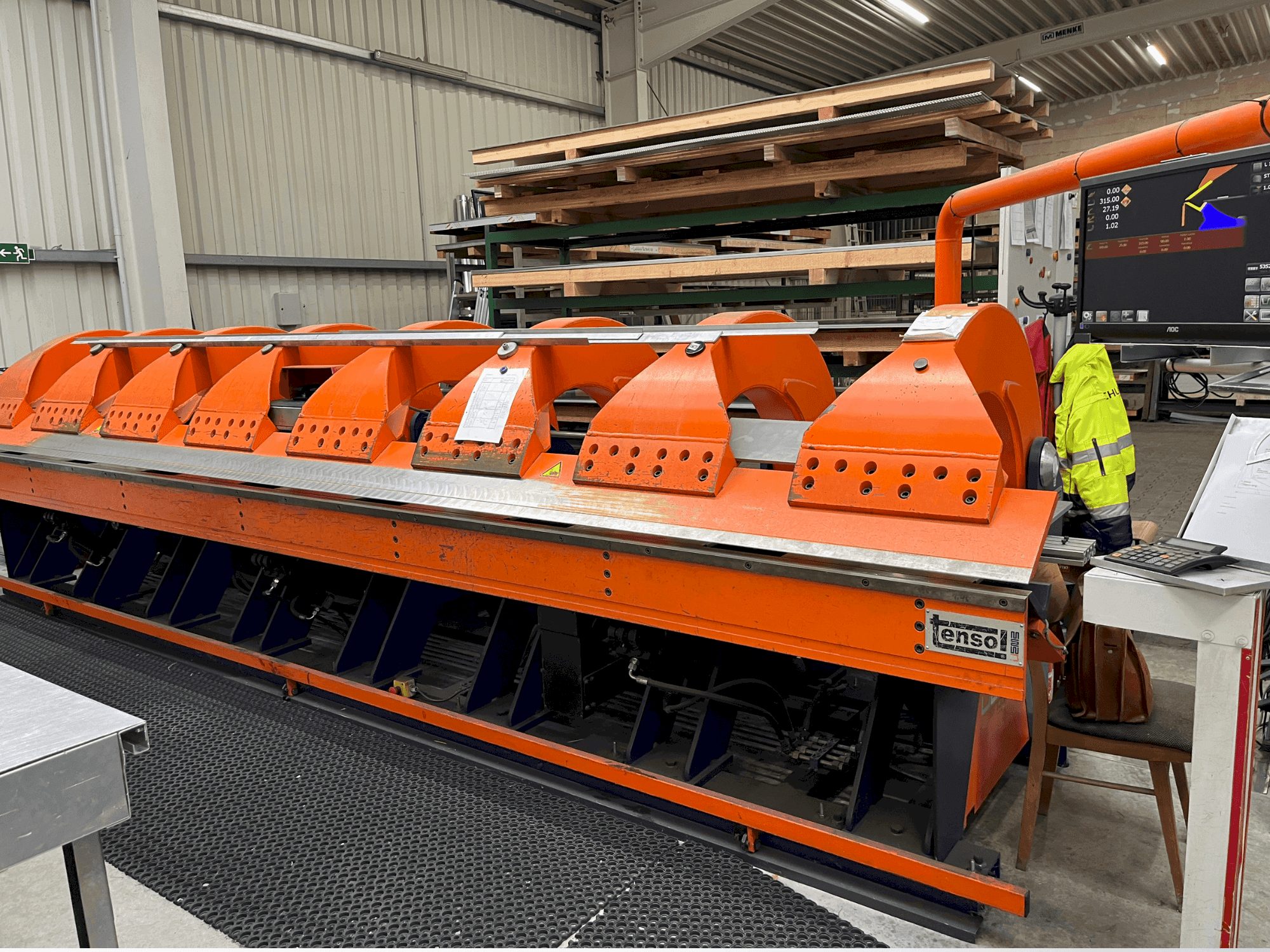 Frontansicht der OEMB H200.60 Maschine