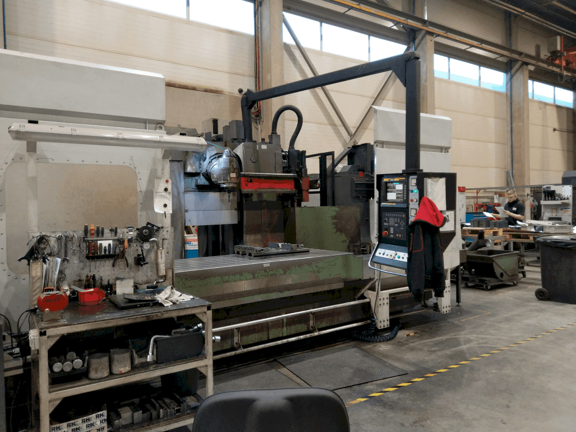 Frontansicht der Zayer 20 KFU Maschine
