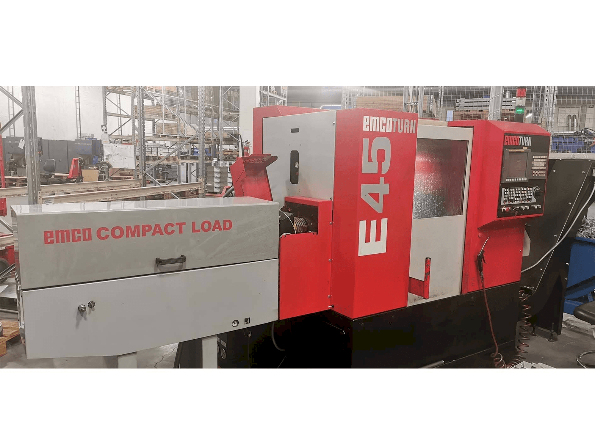 Frontansicht der Emcoturn E 45 Maschine