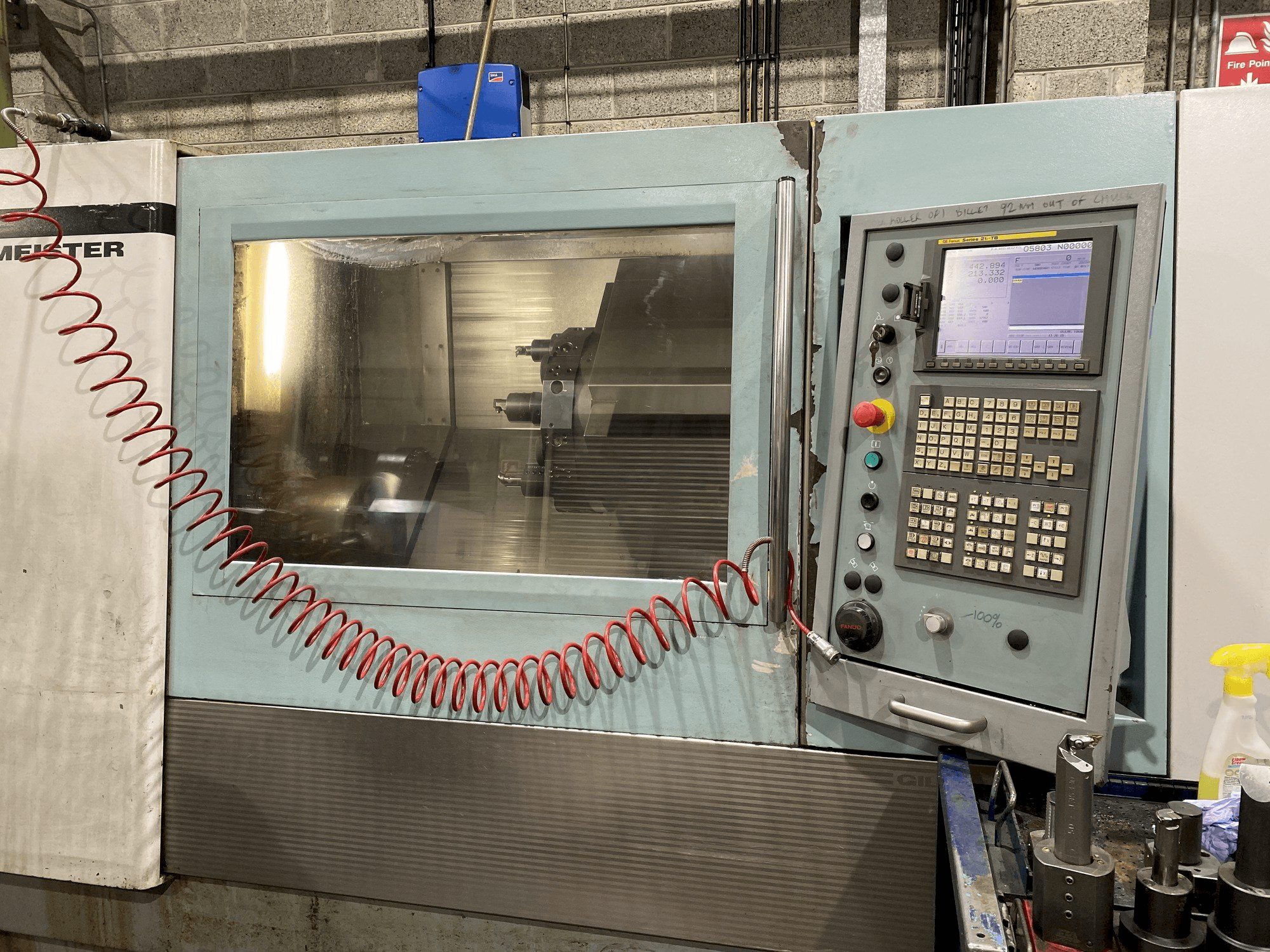 Frontansicht der Gildemeister CTX 510 Maschine